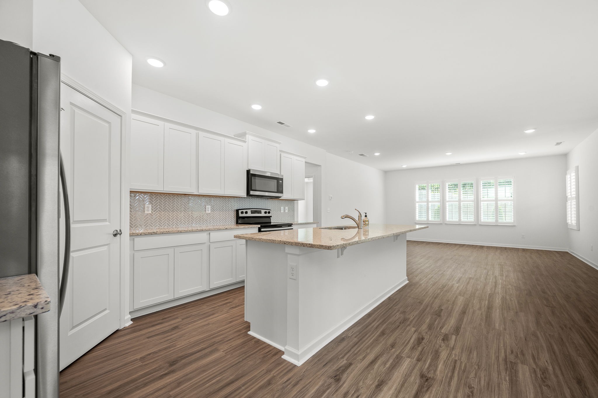 3250 Hearth Hollow Rd