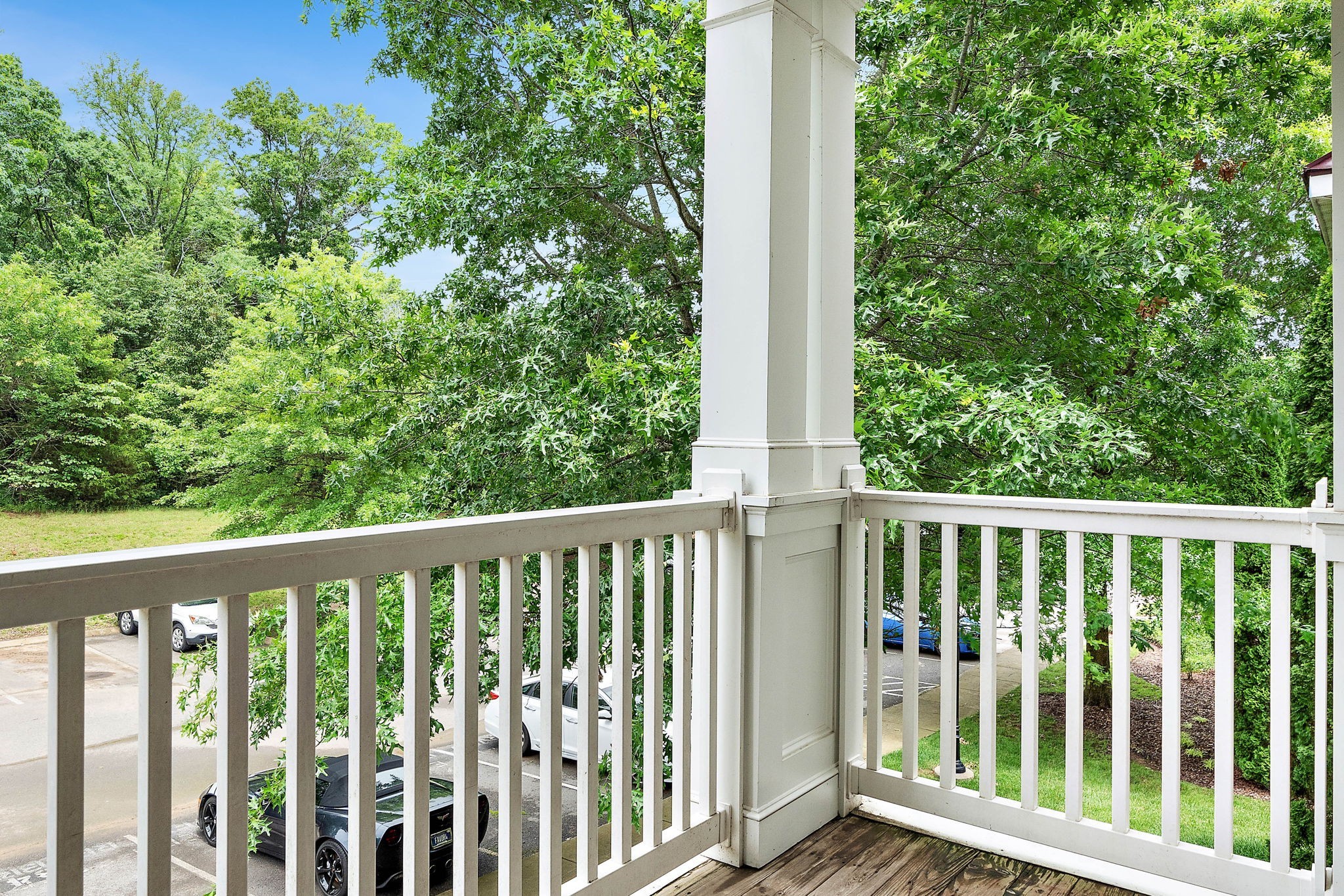 8221 Lenox Creekside Dr Unit: 10