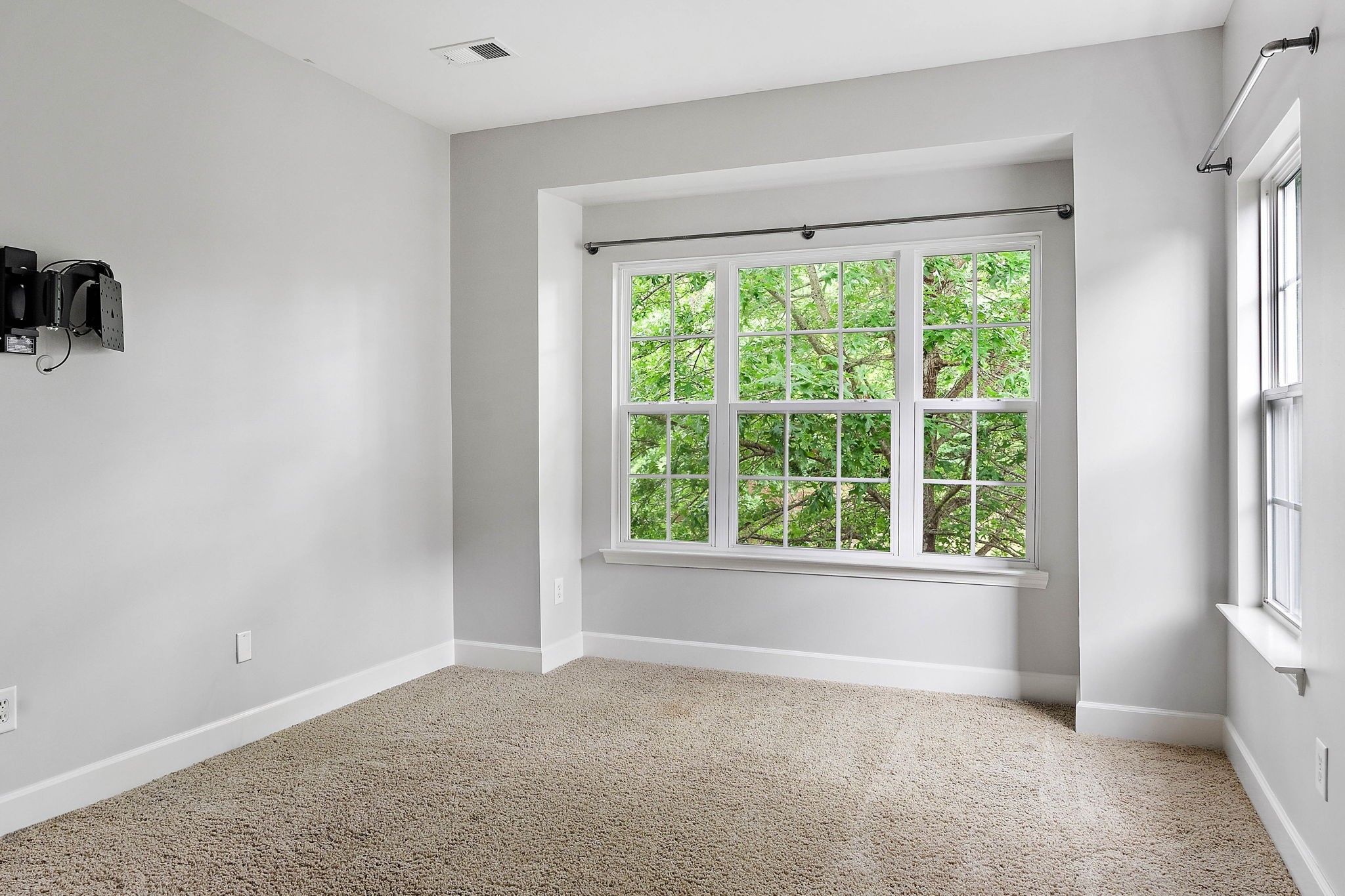 8221 Lenox Creekside Dr Unit: 10