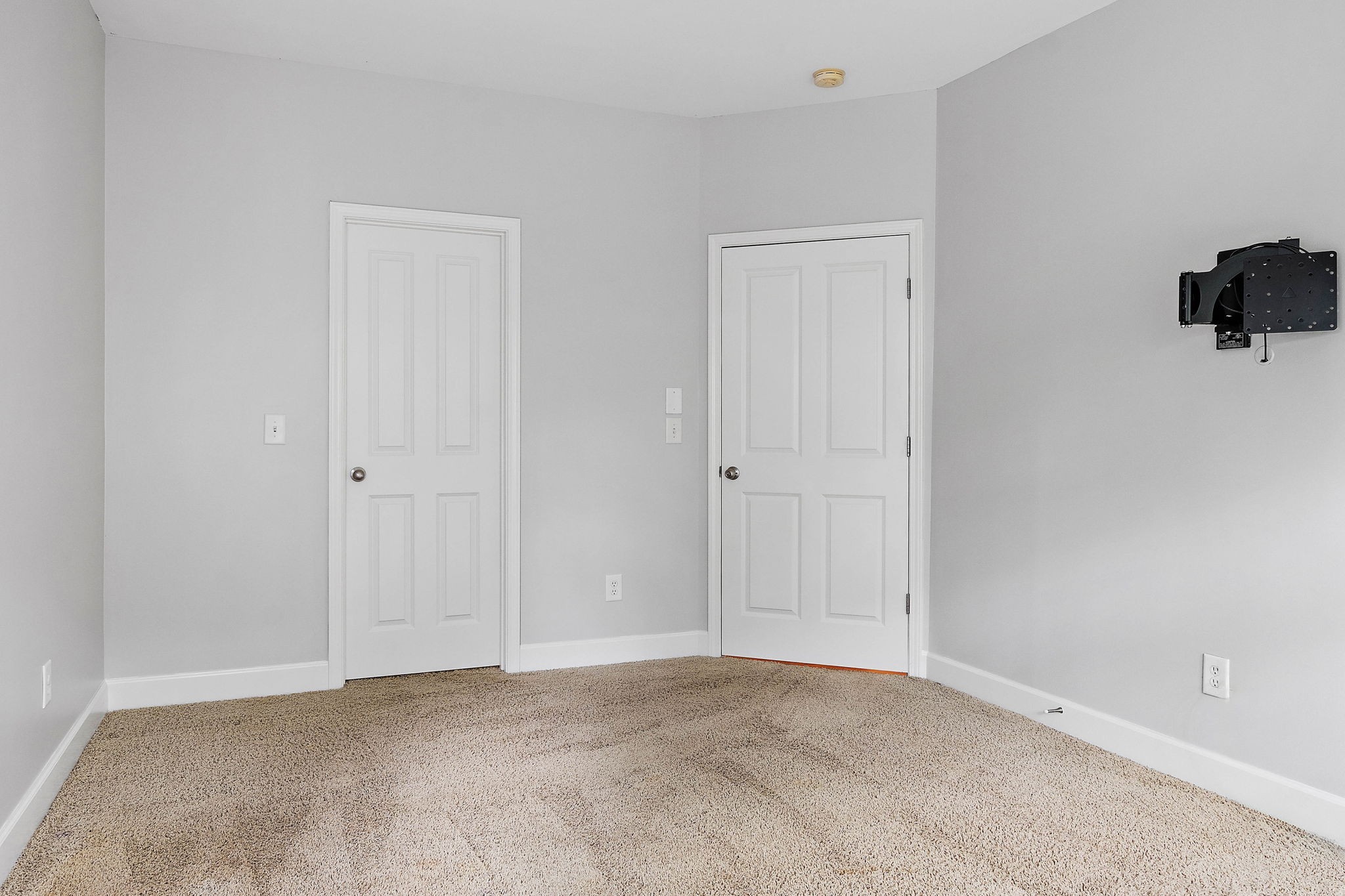 8221 Lenox Creekside Dr Unit: 10