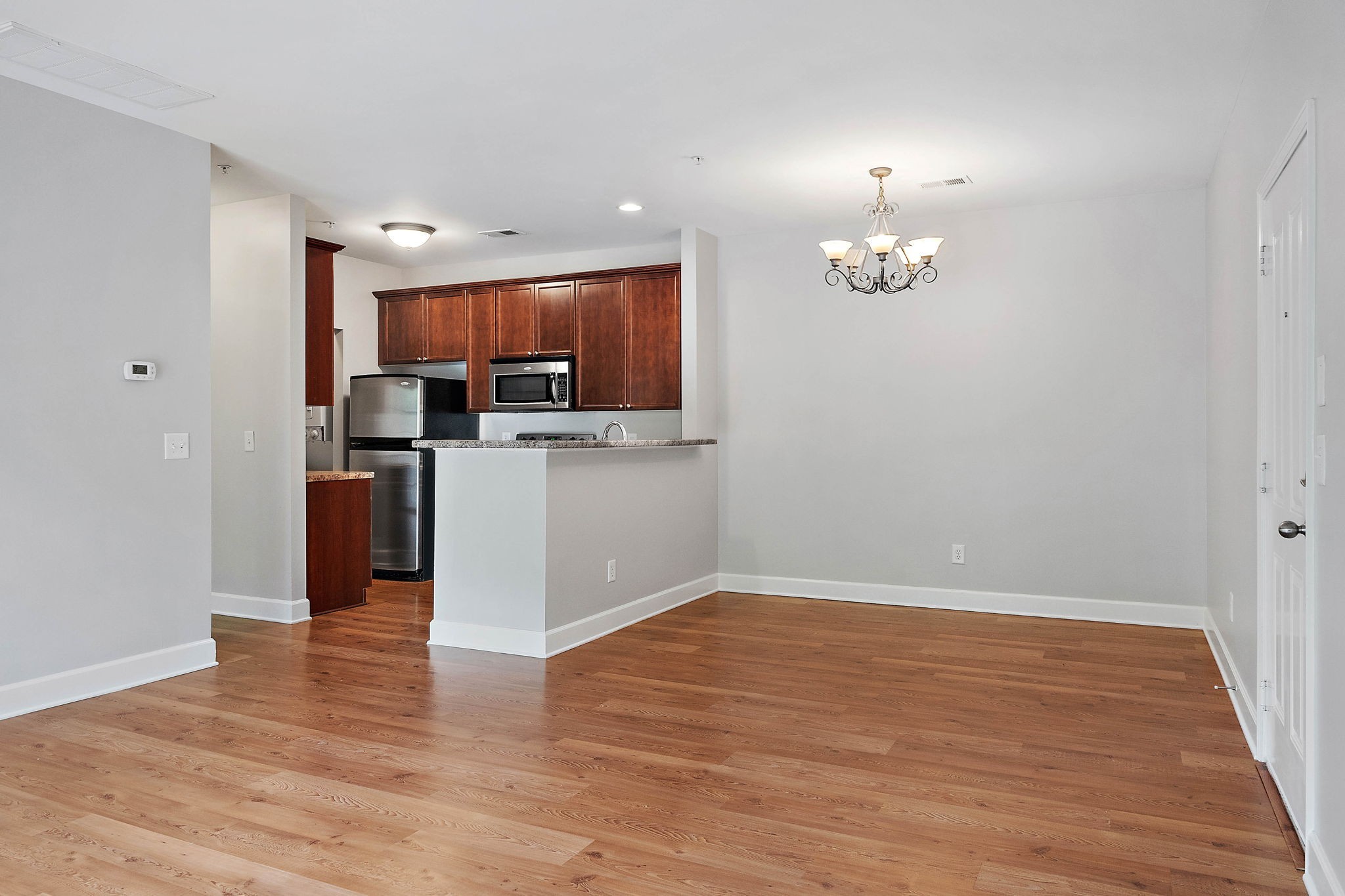8221 Lenox Creekside Dr Unit: 10