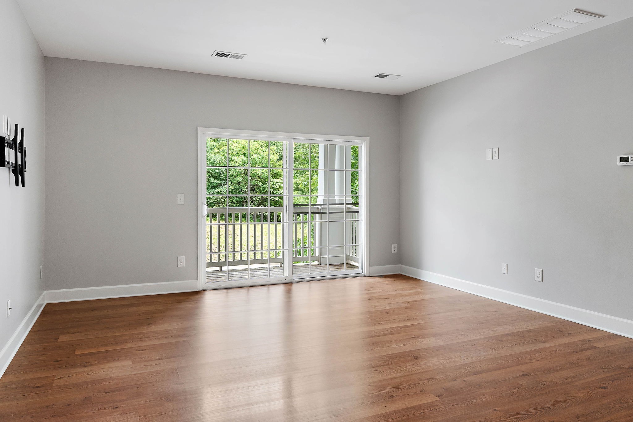 8221 Lenox Creekside Dr Unit: 10