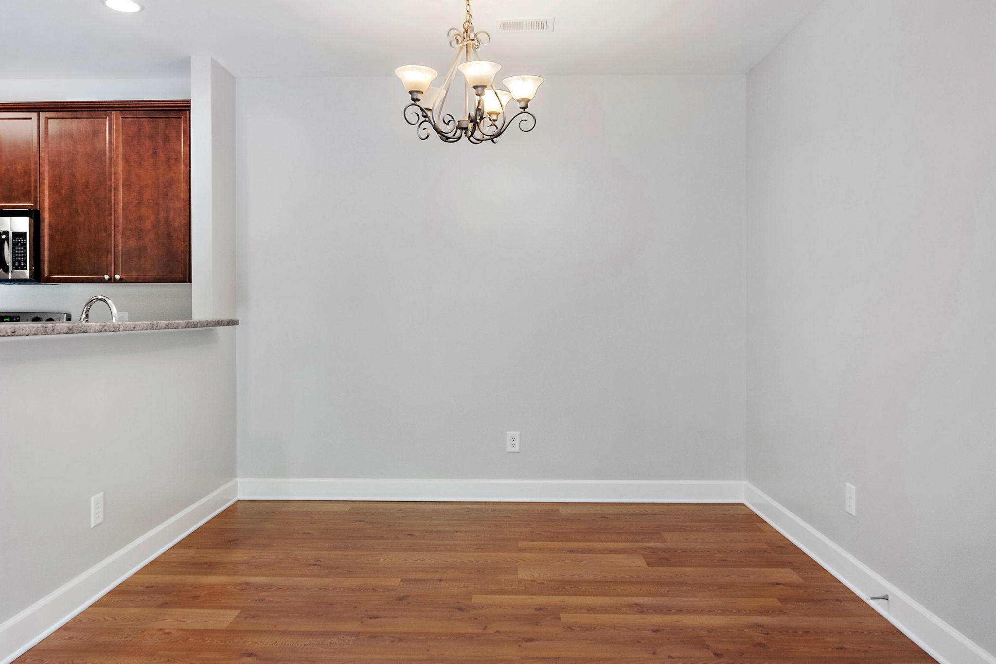 8221 Lenox Creekside Dr Unit: 10