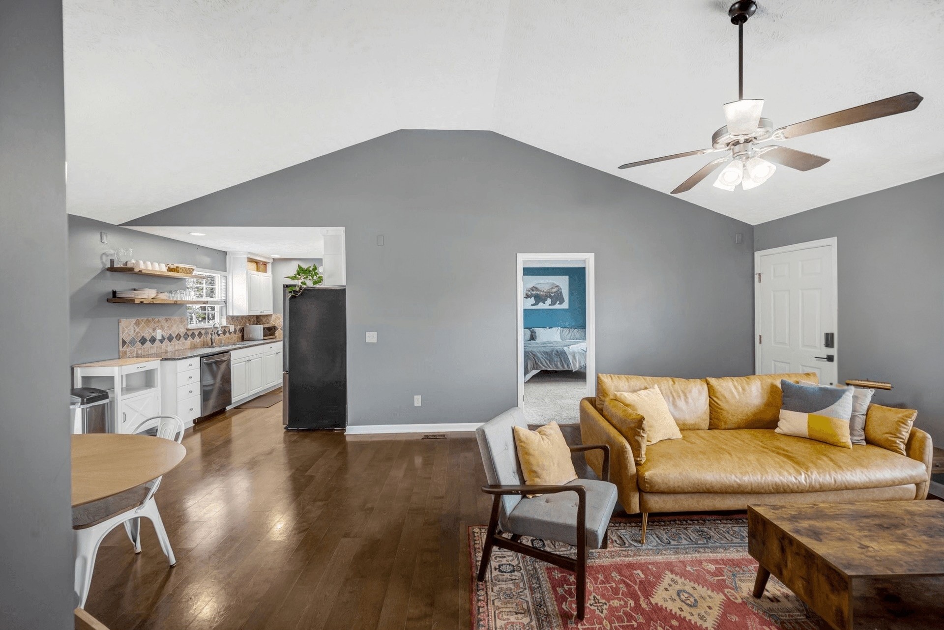 203 Sondra Ct