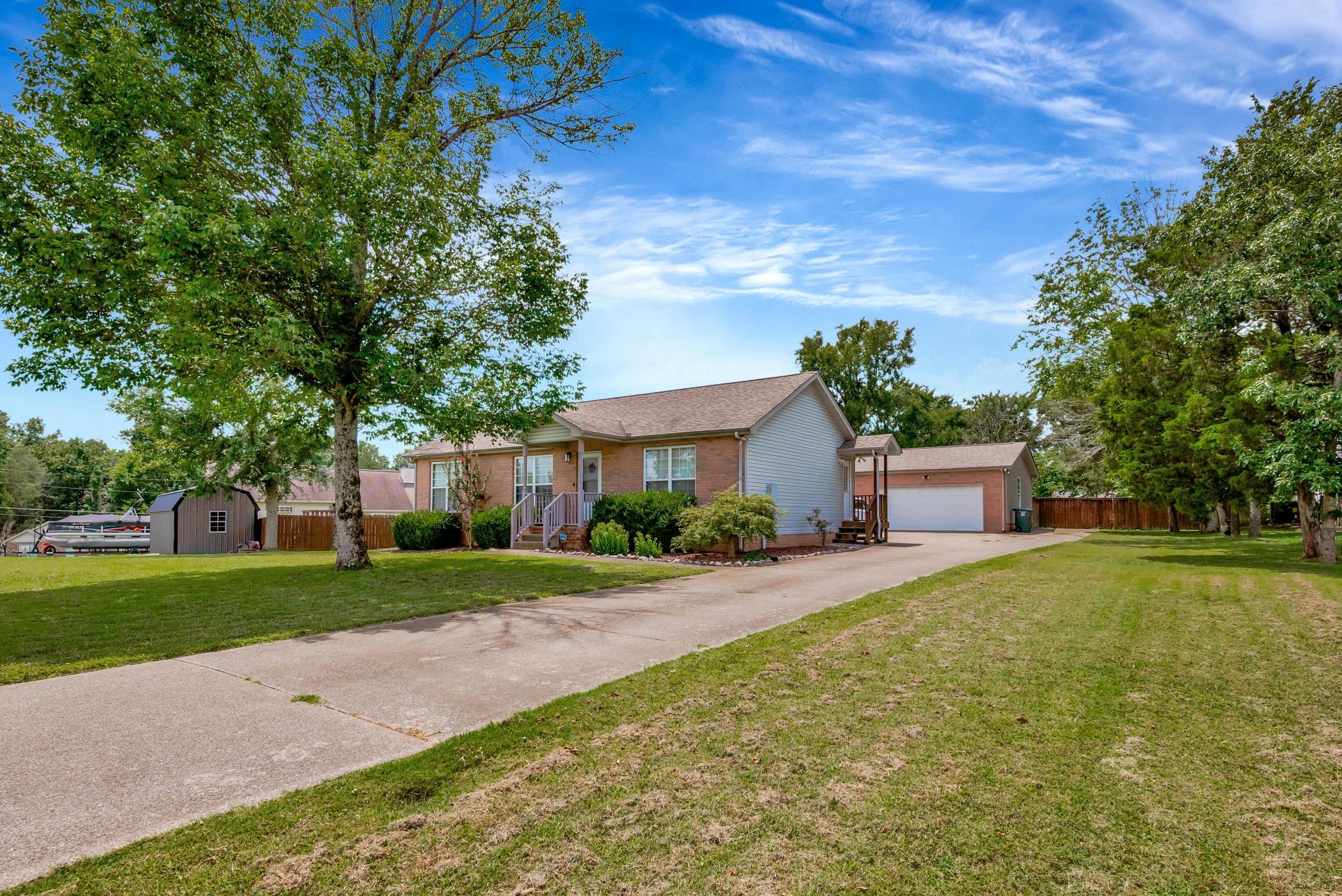 203 Sondra Ct