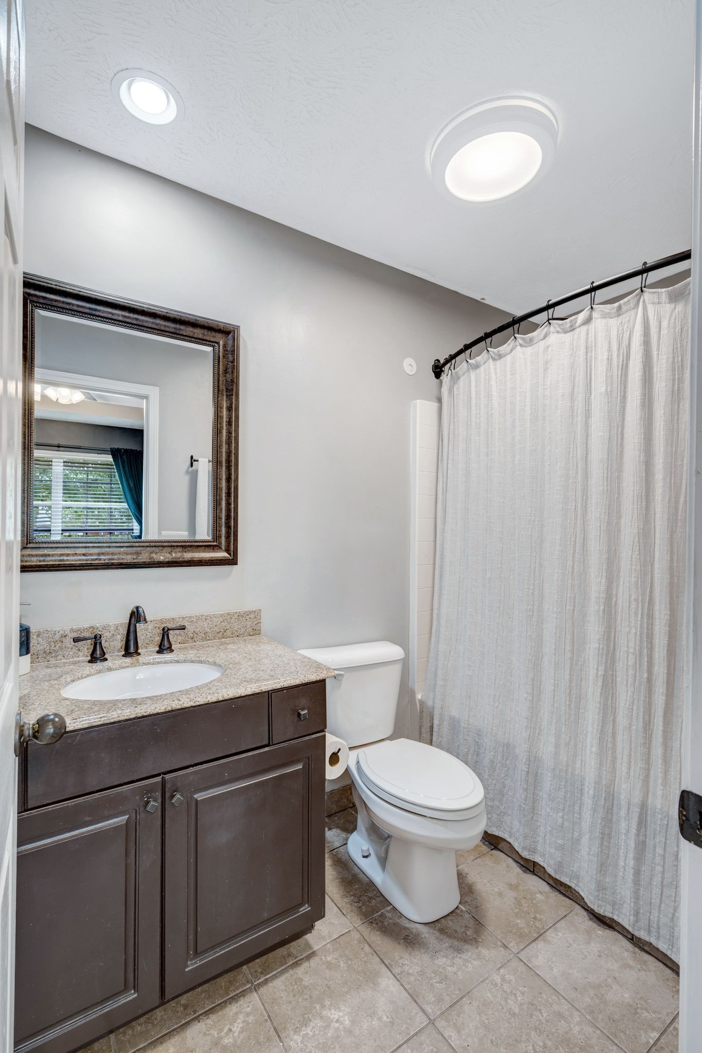 203 Sondra Ct