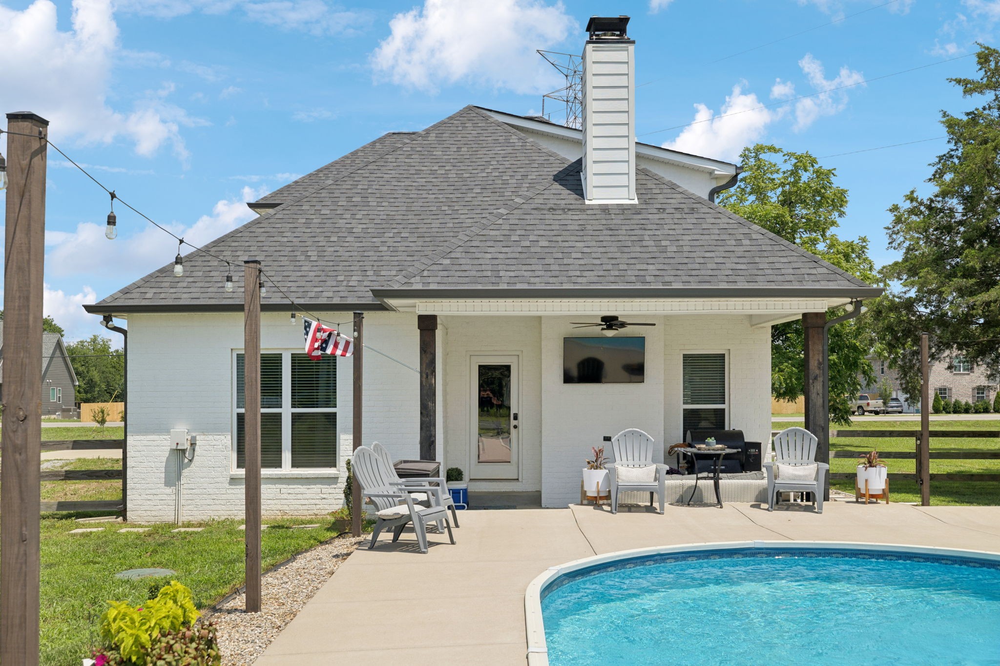 180 Flat Woods Rd