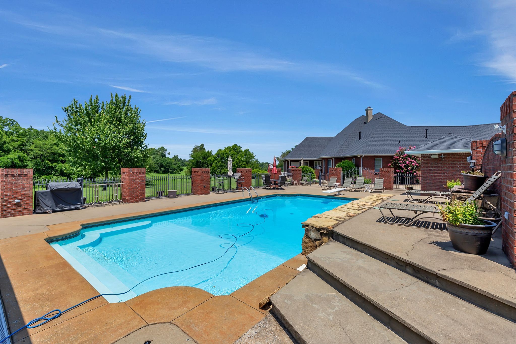 134 Deer Valley Dr