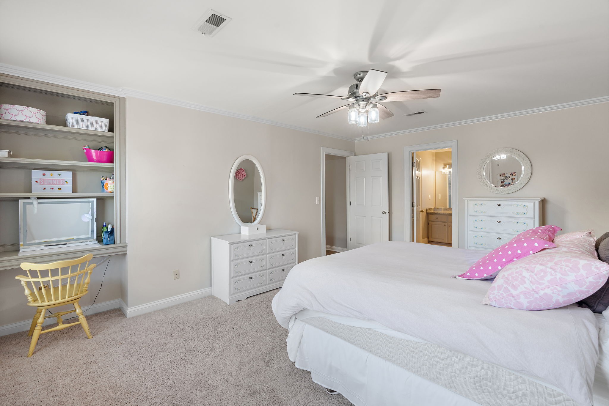 8341 Carriage Hills Dr