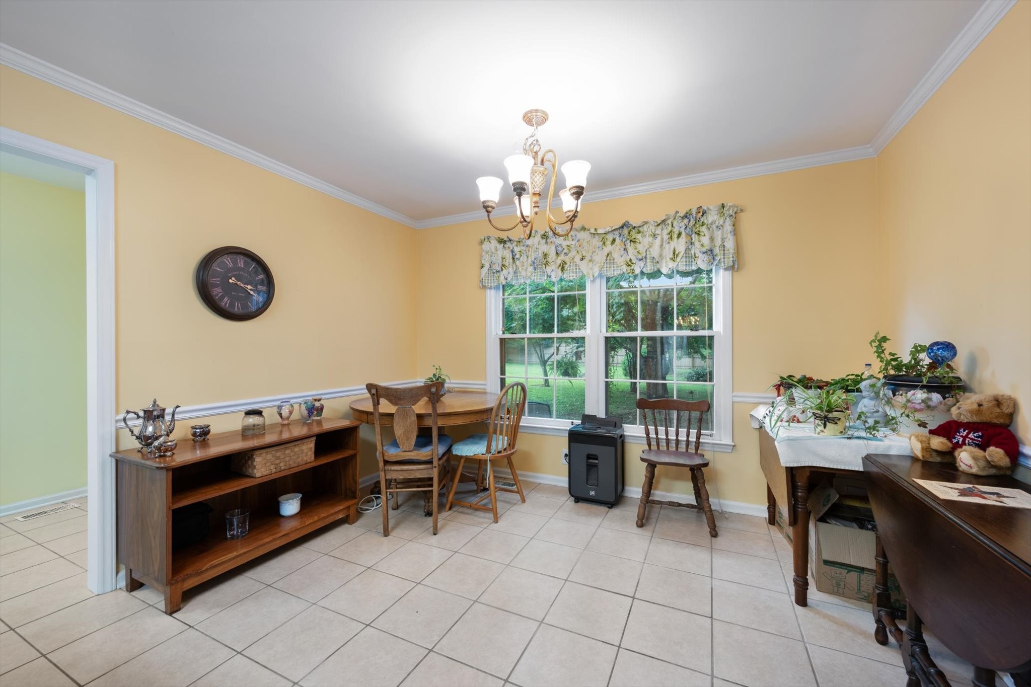 2307 Londonderry Dr