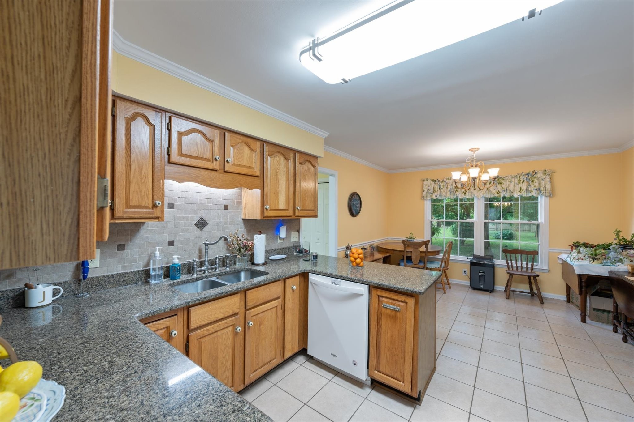 2307 Londonderry Dr