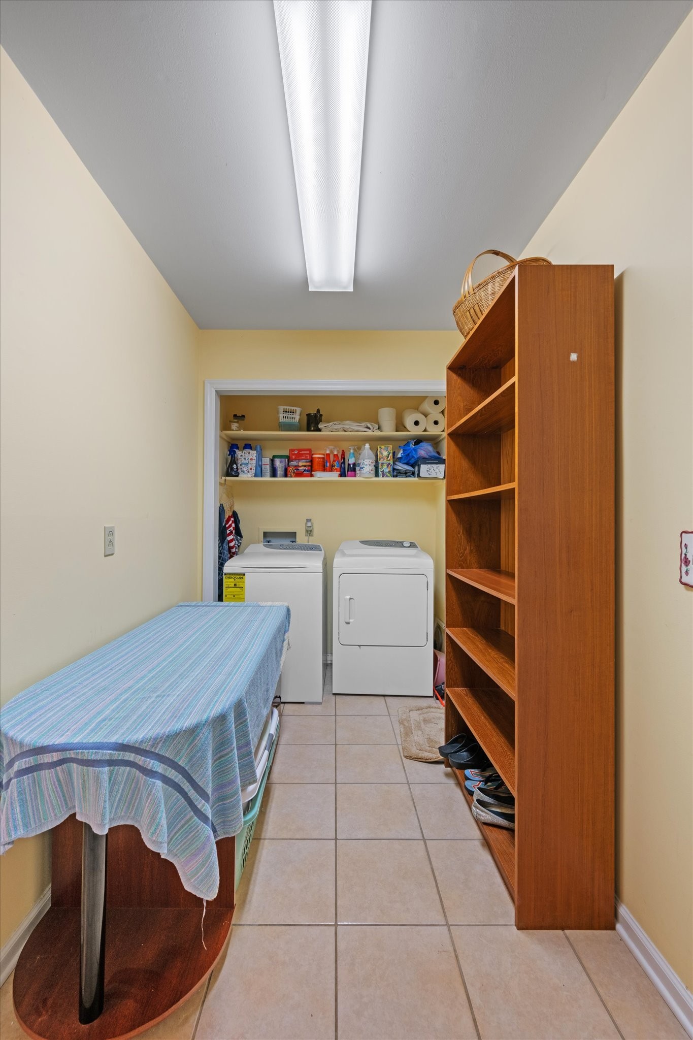 2307 Londonderry Dr