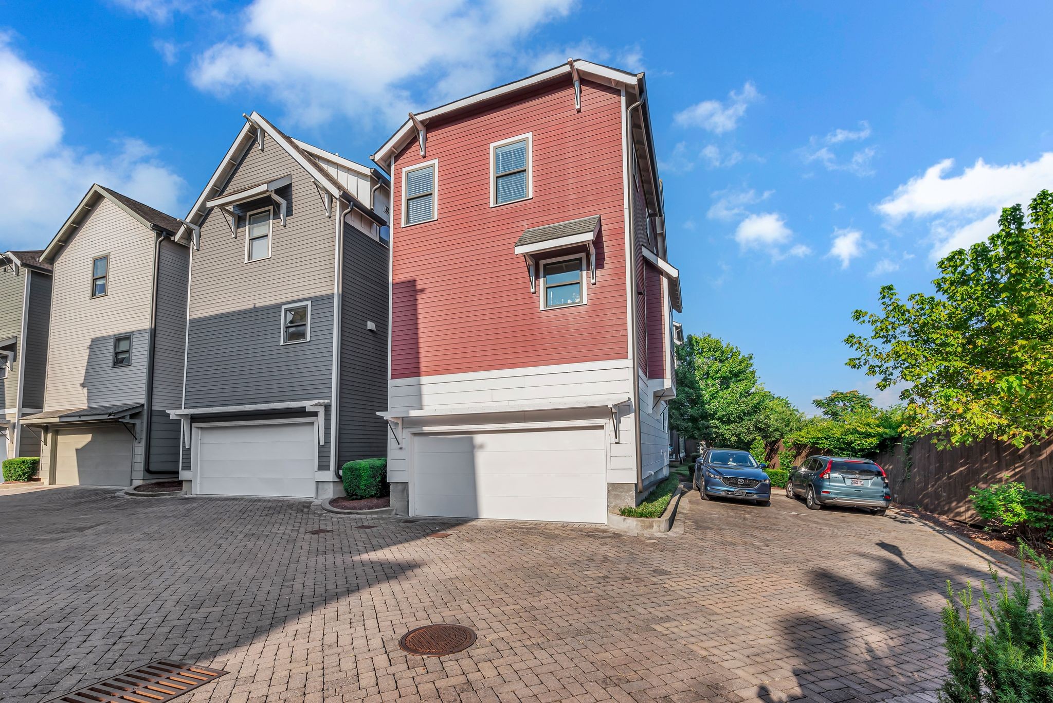 615 Centerpoint Ln