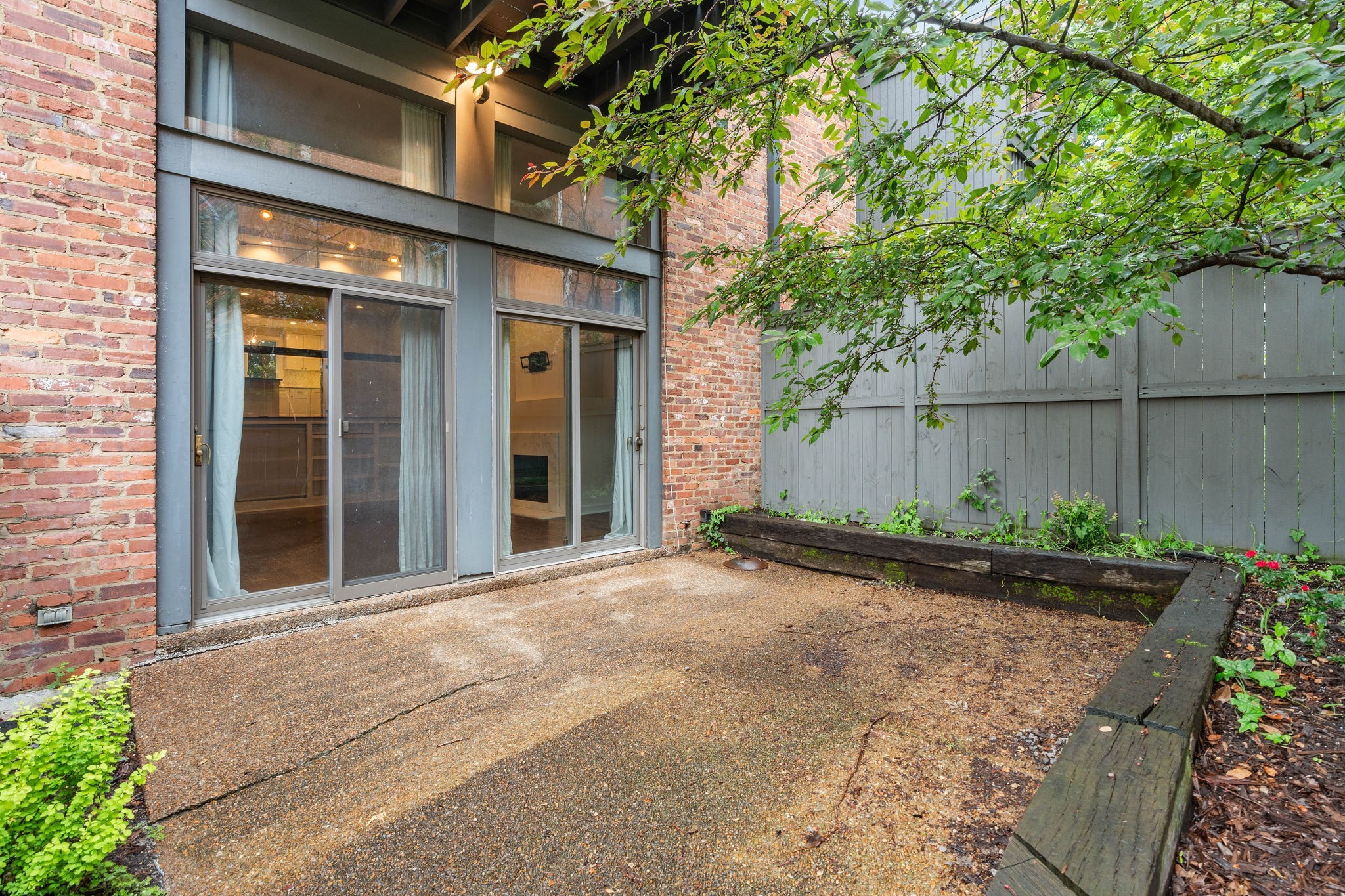 125 Hampton Pl
