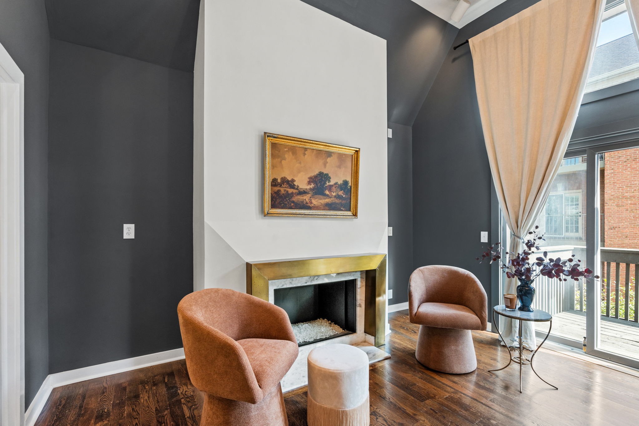 125 Hampton Pl