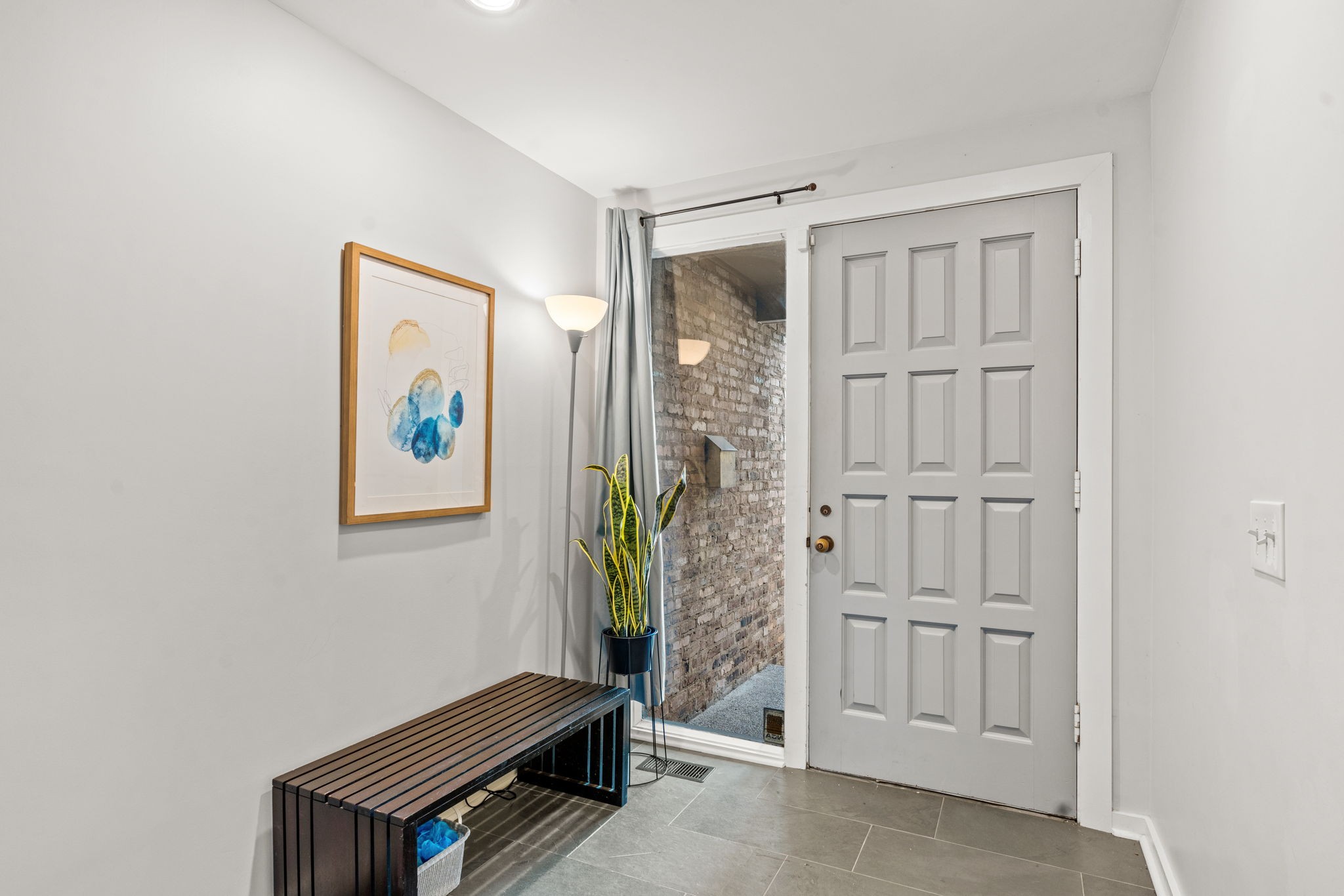 125 Hampton Pl