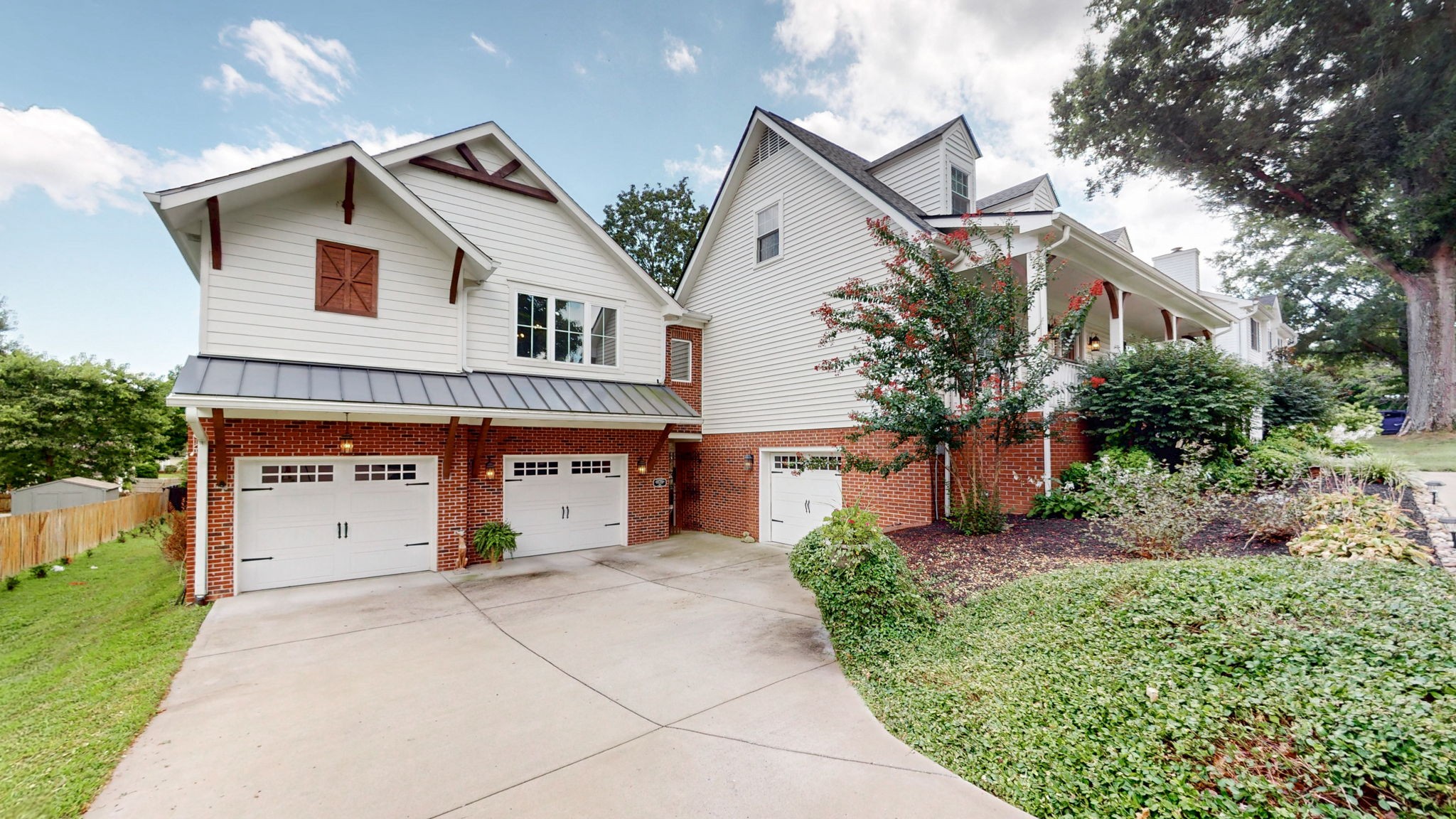 552 Overview Ln