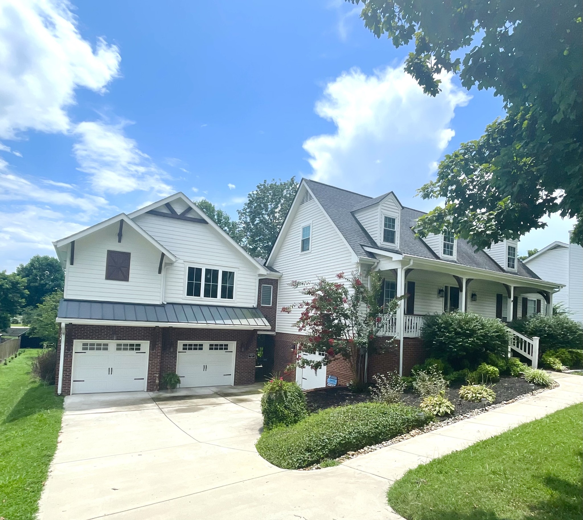 552 Overview Ln