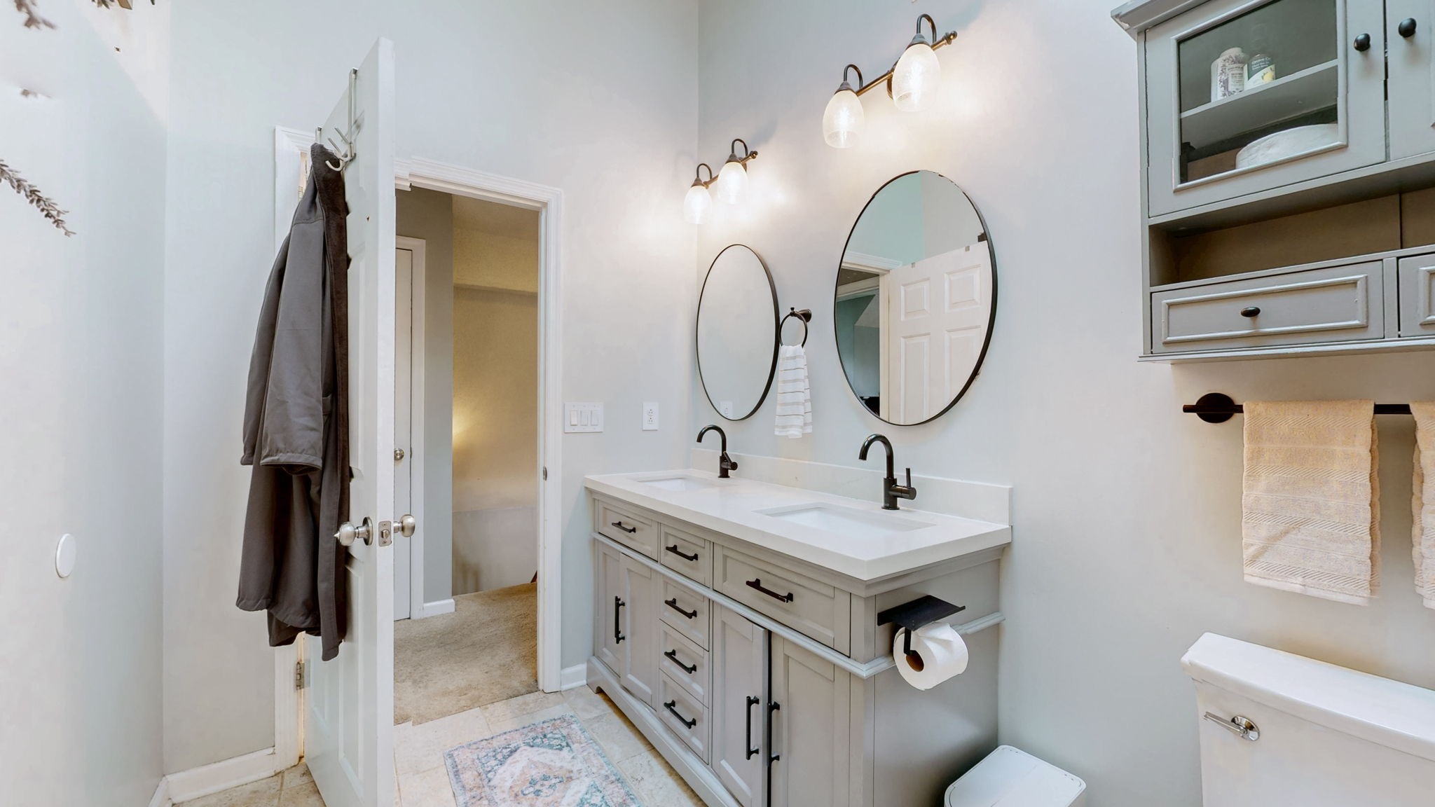552 Overview Ln