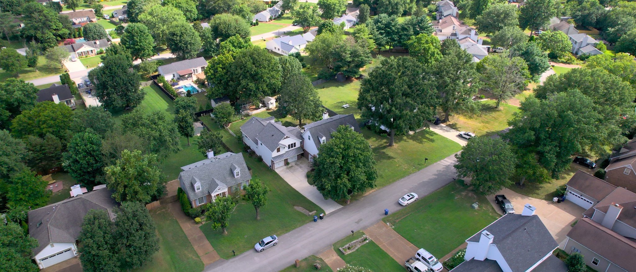 552 Overview Ln