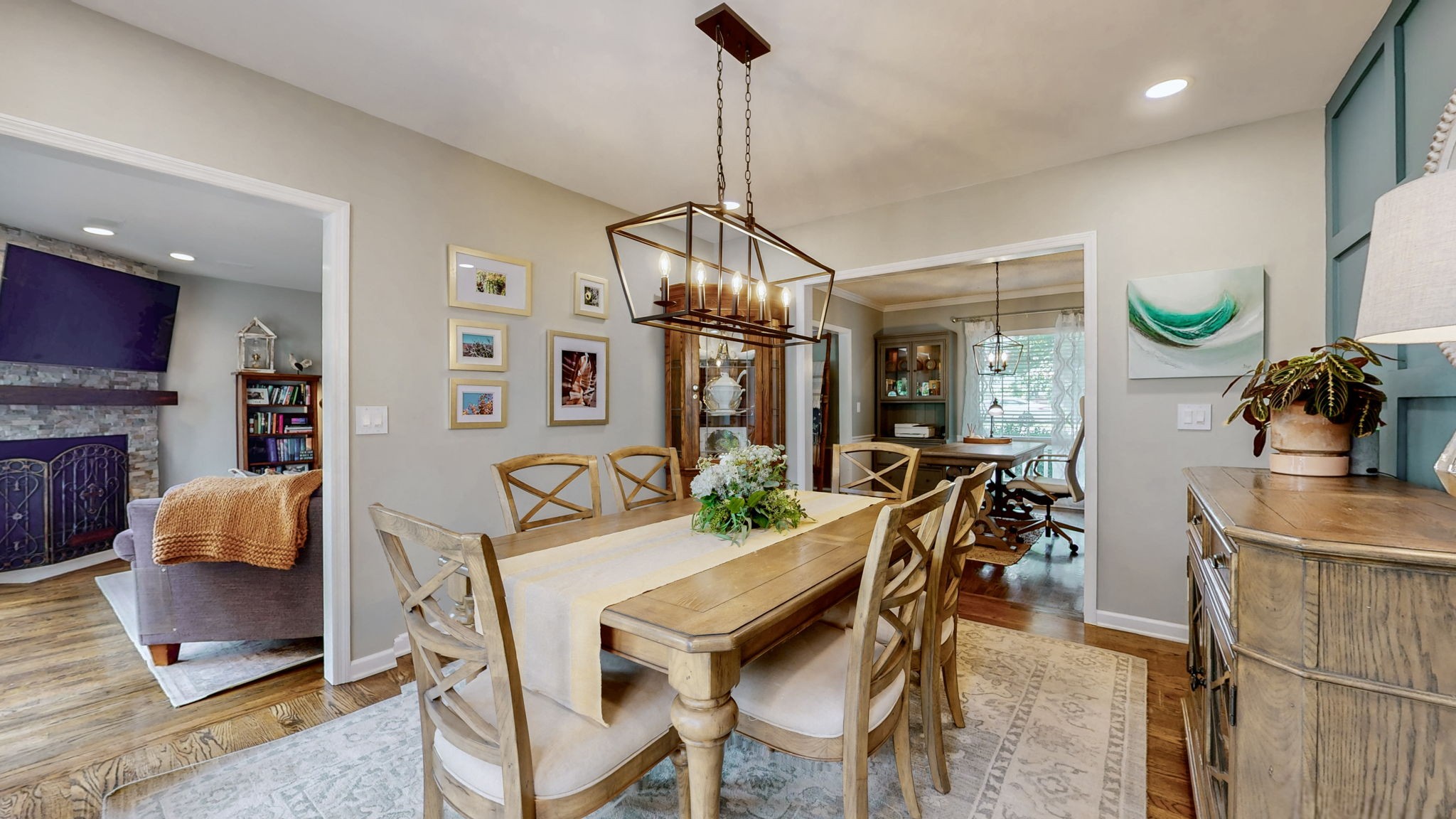 552 Overview Ln