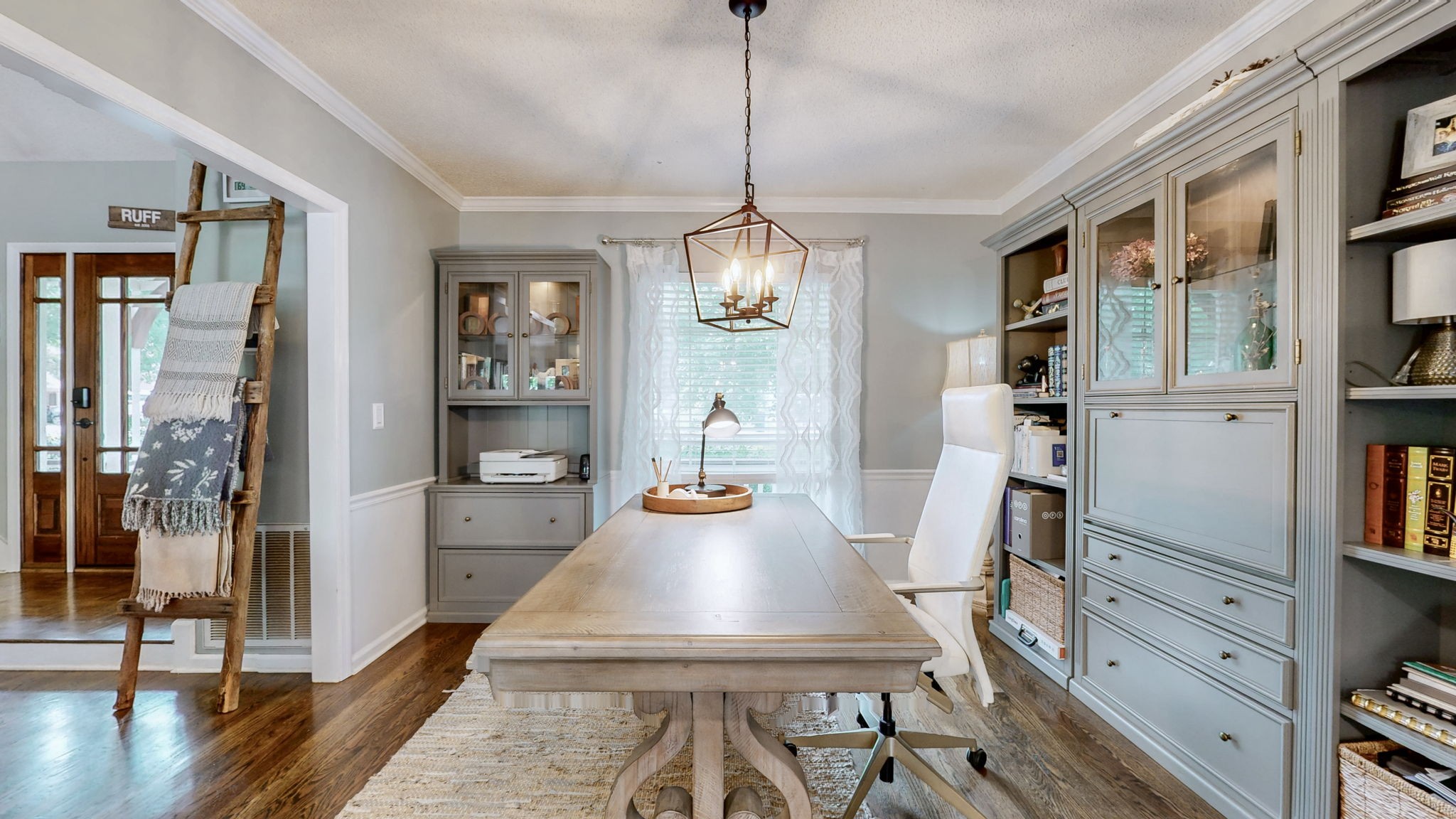 552 Overview Ln