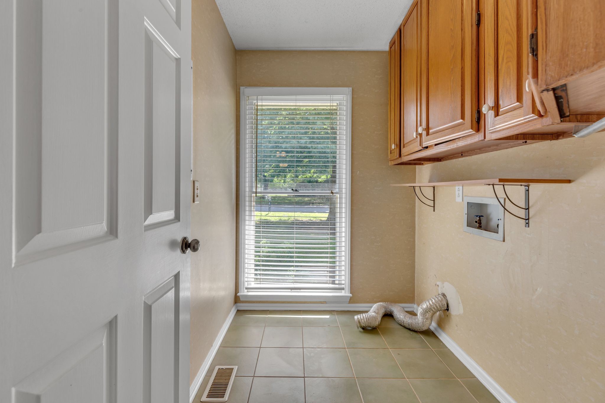 2507 Regency Park Dr