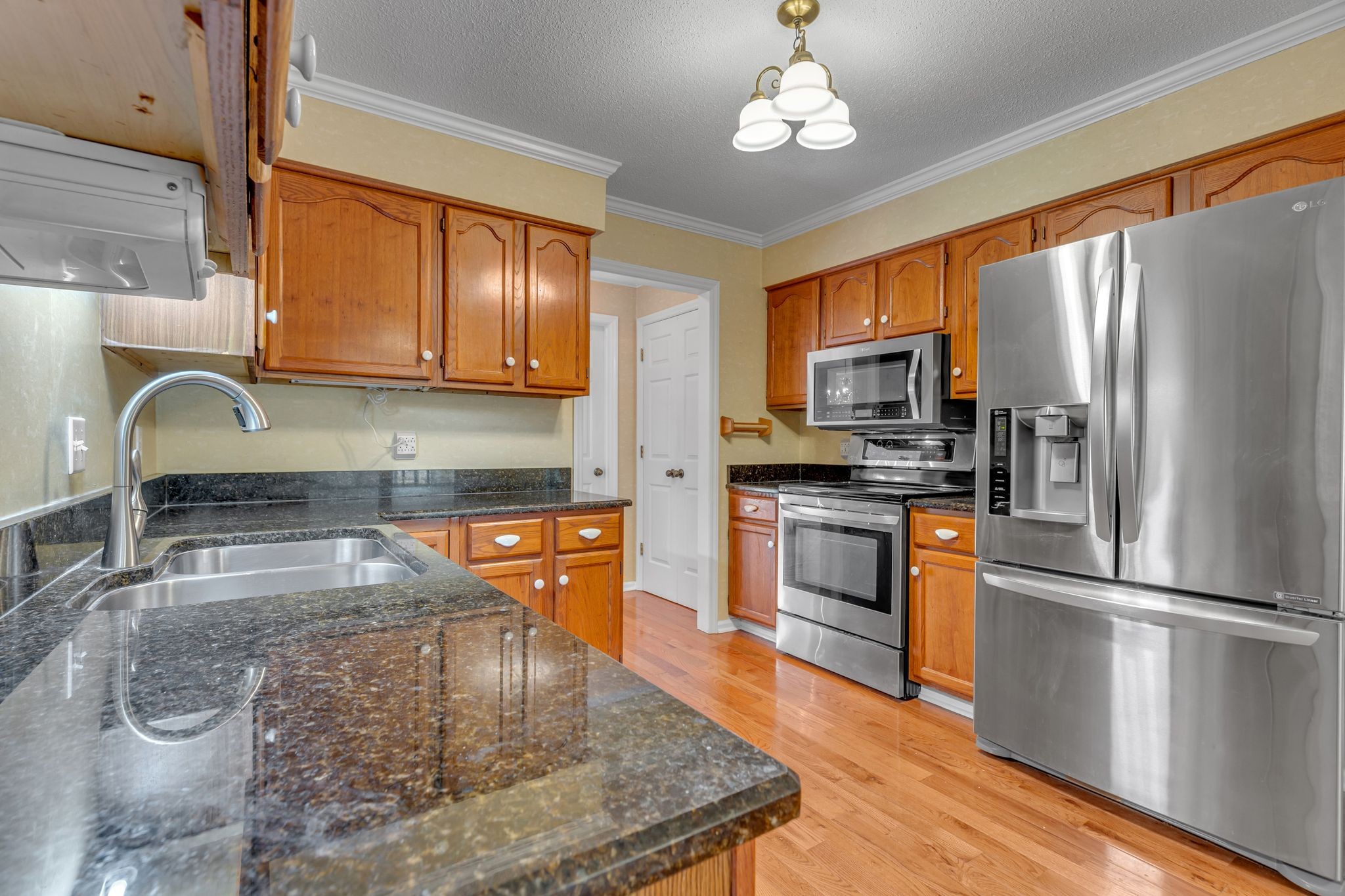 2507 Regency Park Dr