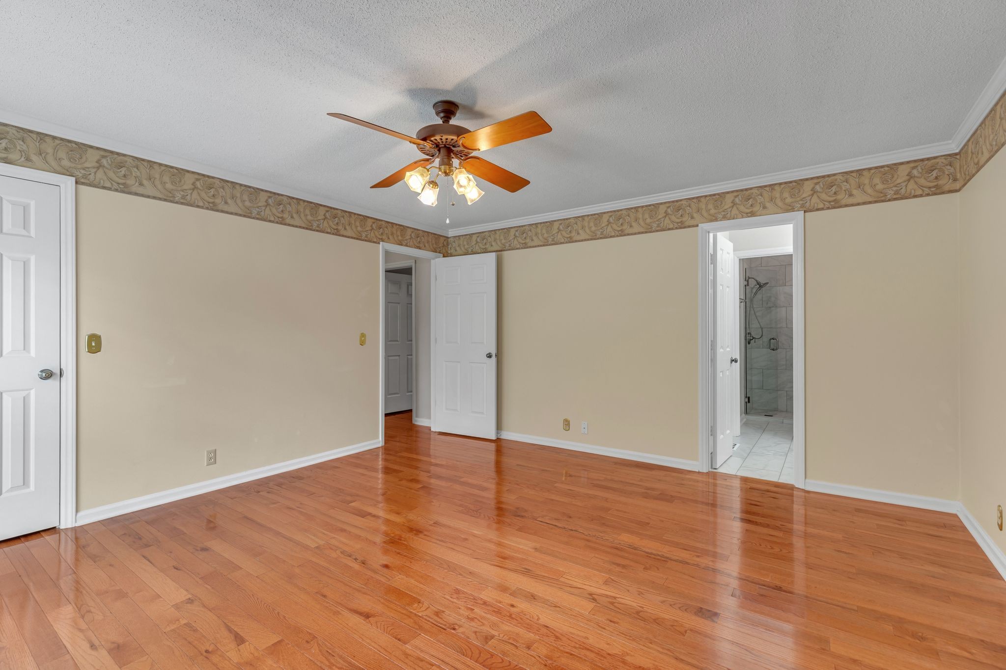 2507 Regency Park Dr