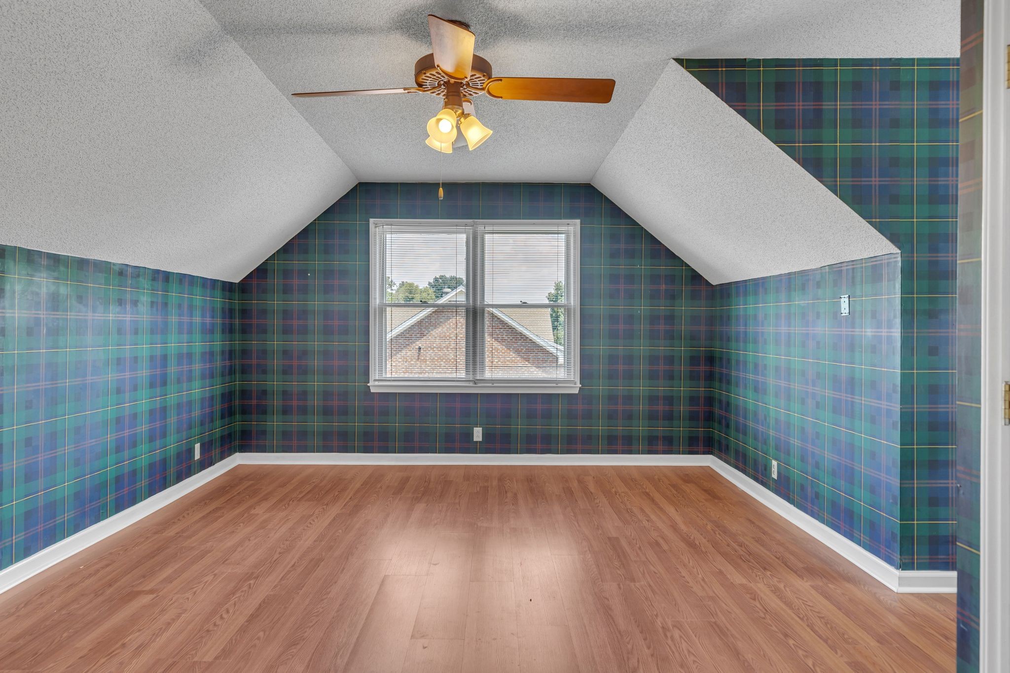 2507 Regency Park Dr