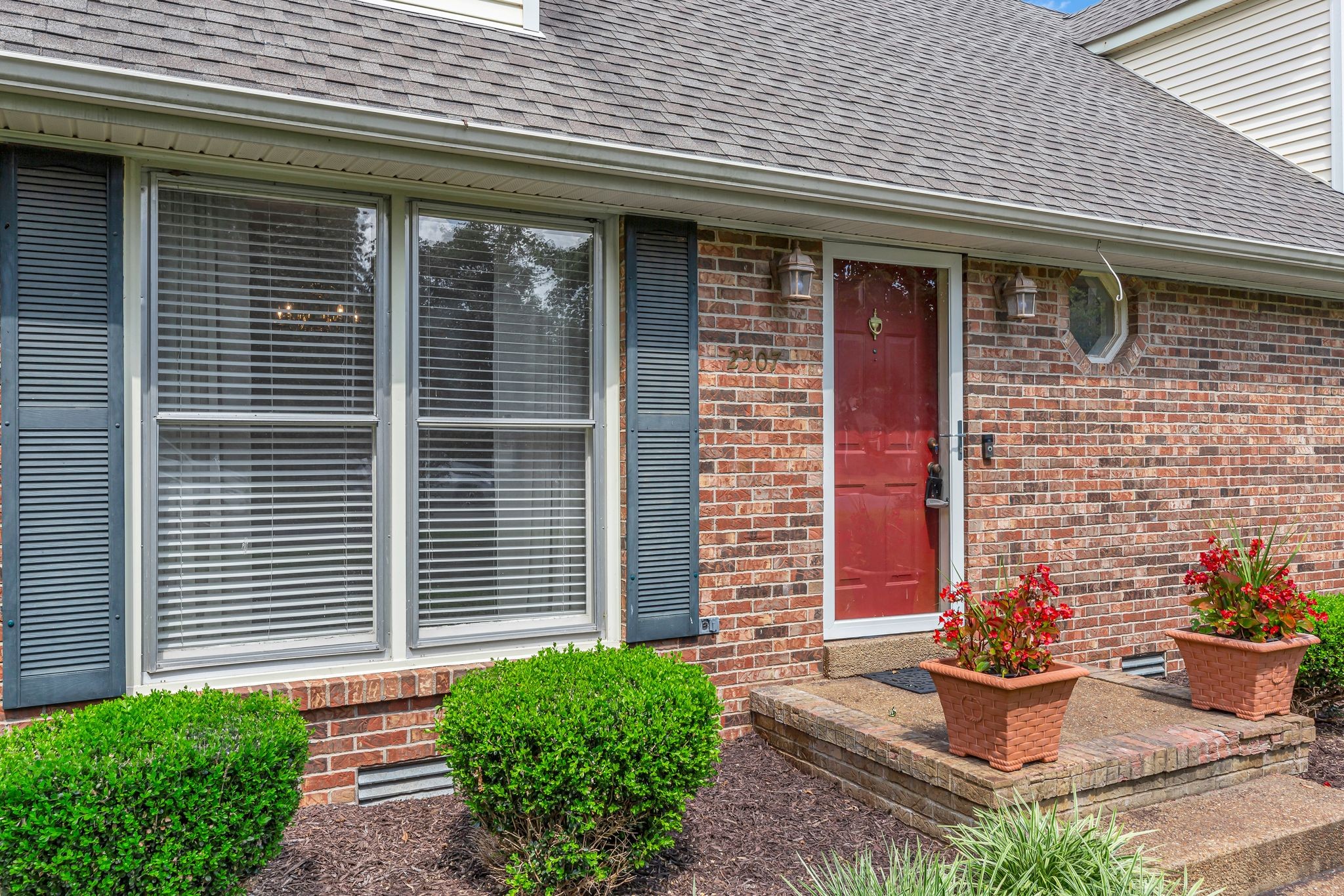 2507 Regency Park Dr
