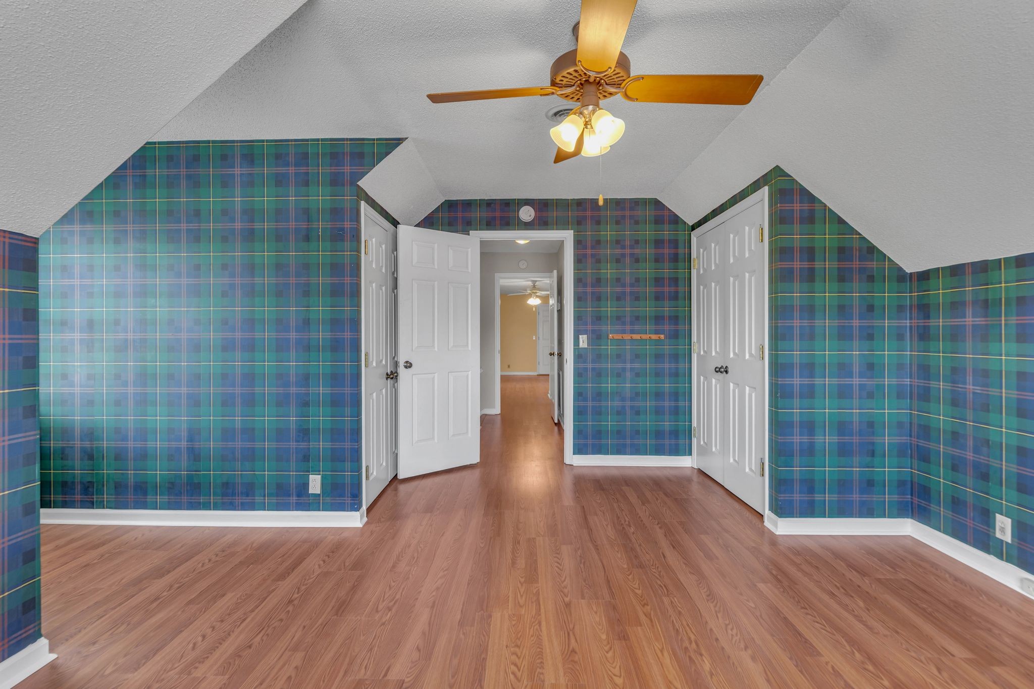 2507 Regency Park Dr
