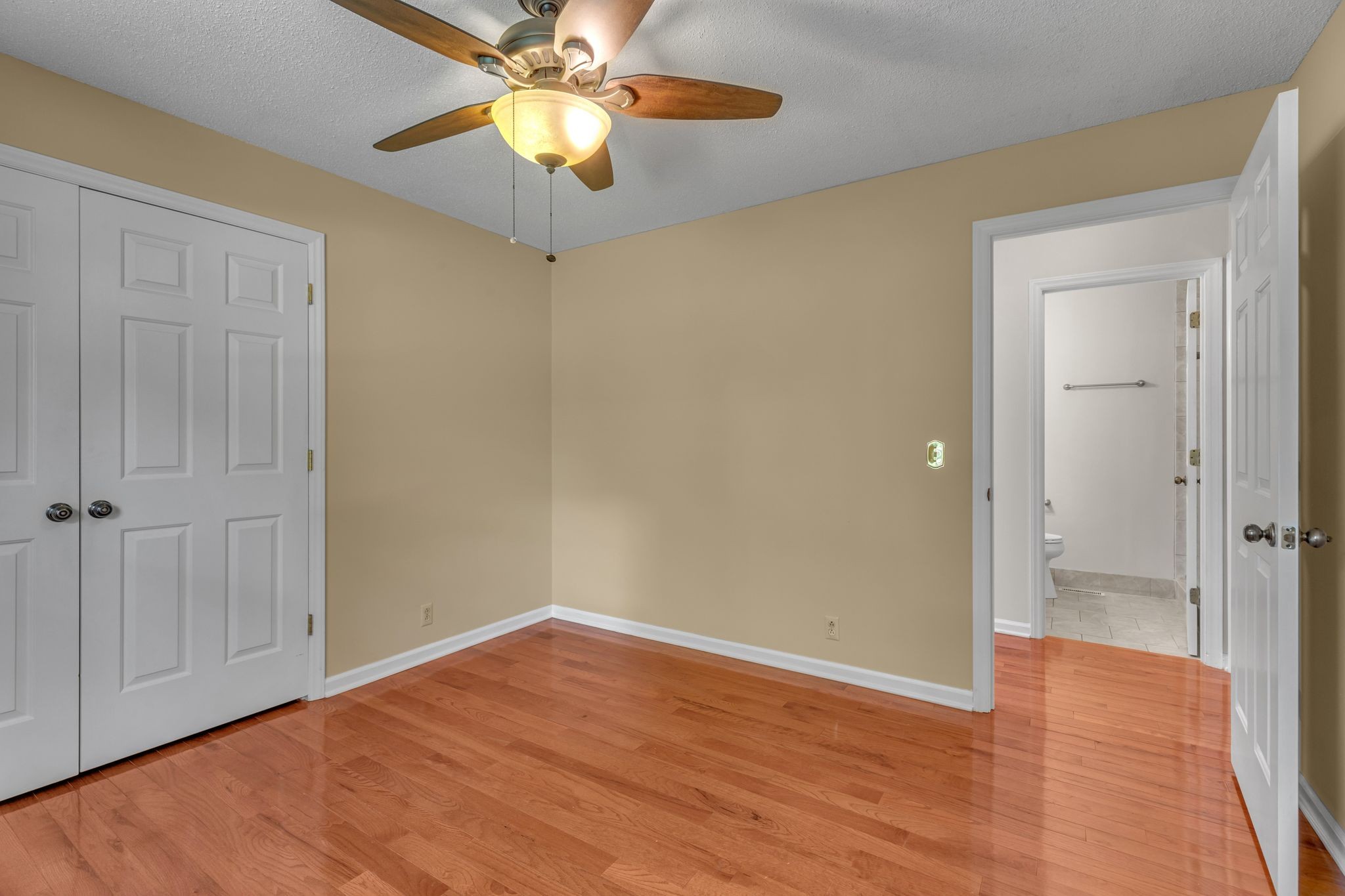 2507 Regency Park Dr