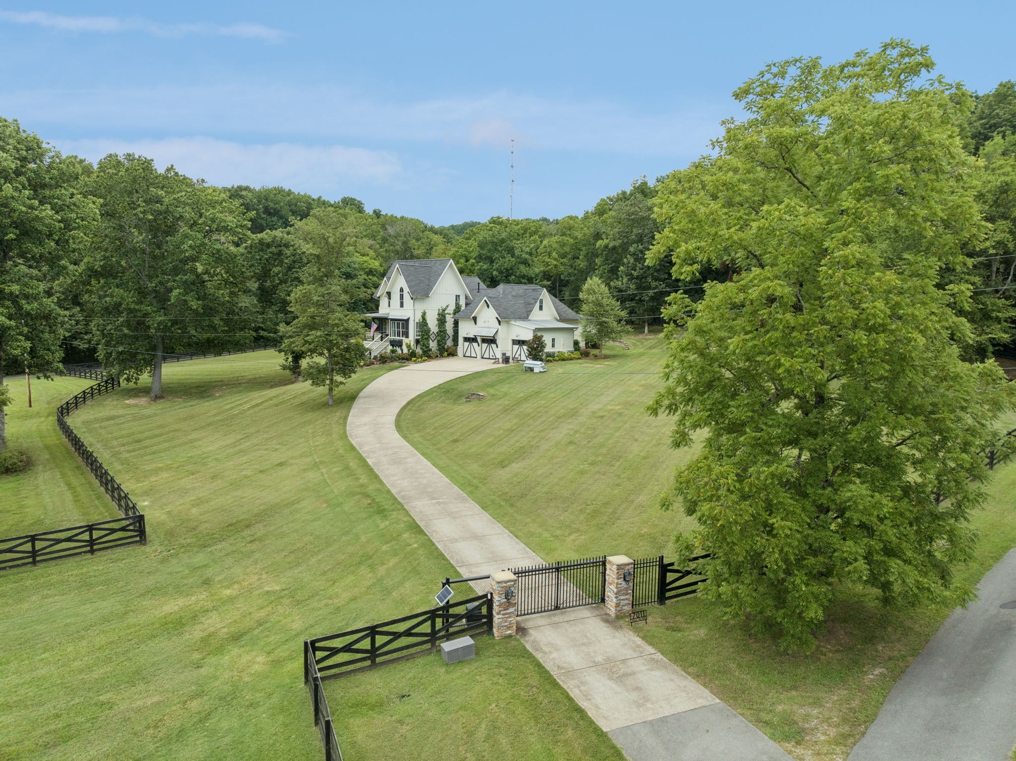 7011 Lindley Hill Ln