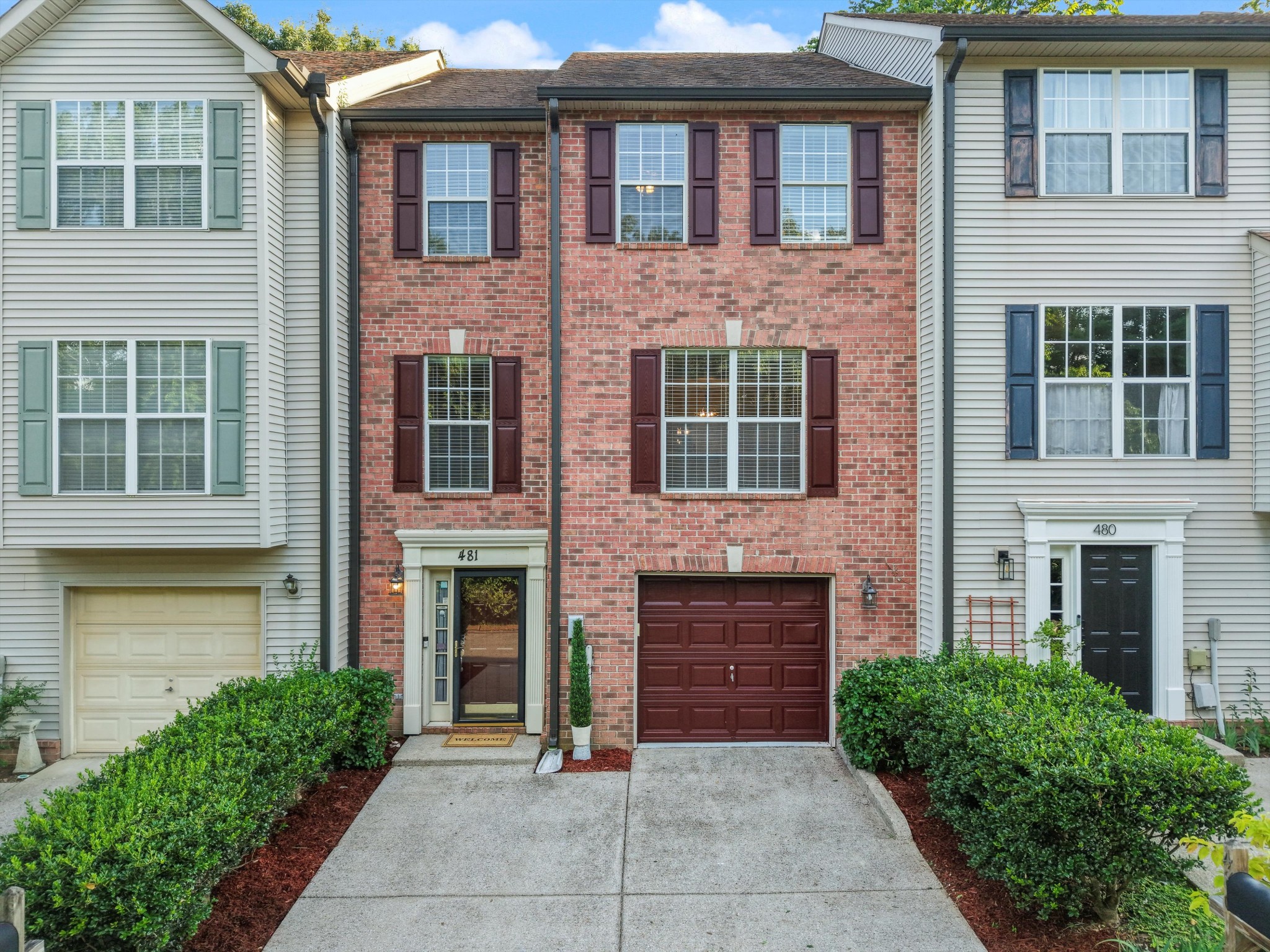 481 Huntington Ridge Dr