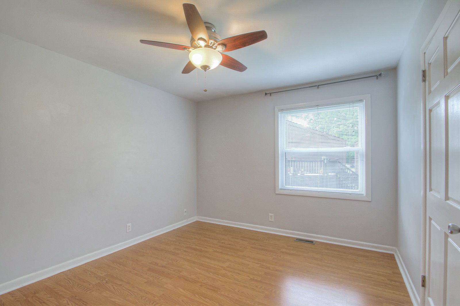 104 Doral Ct