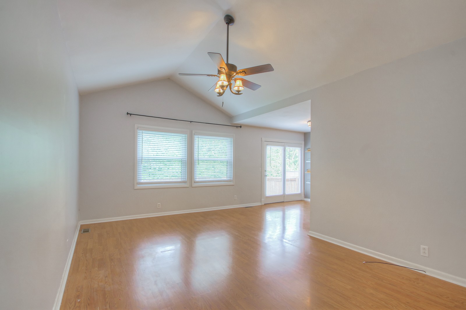 104 Doral Ct