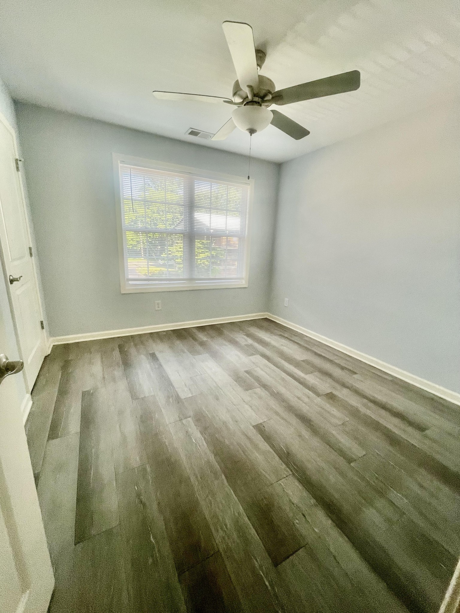 1430 E Main St