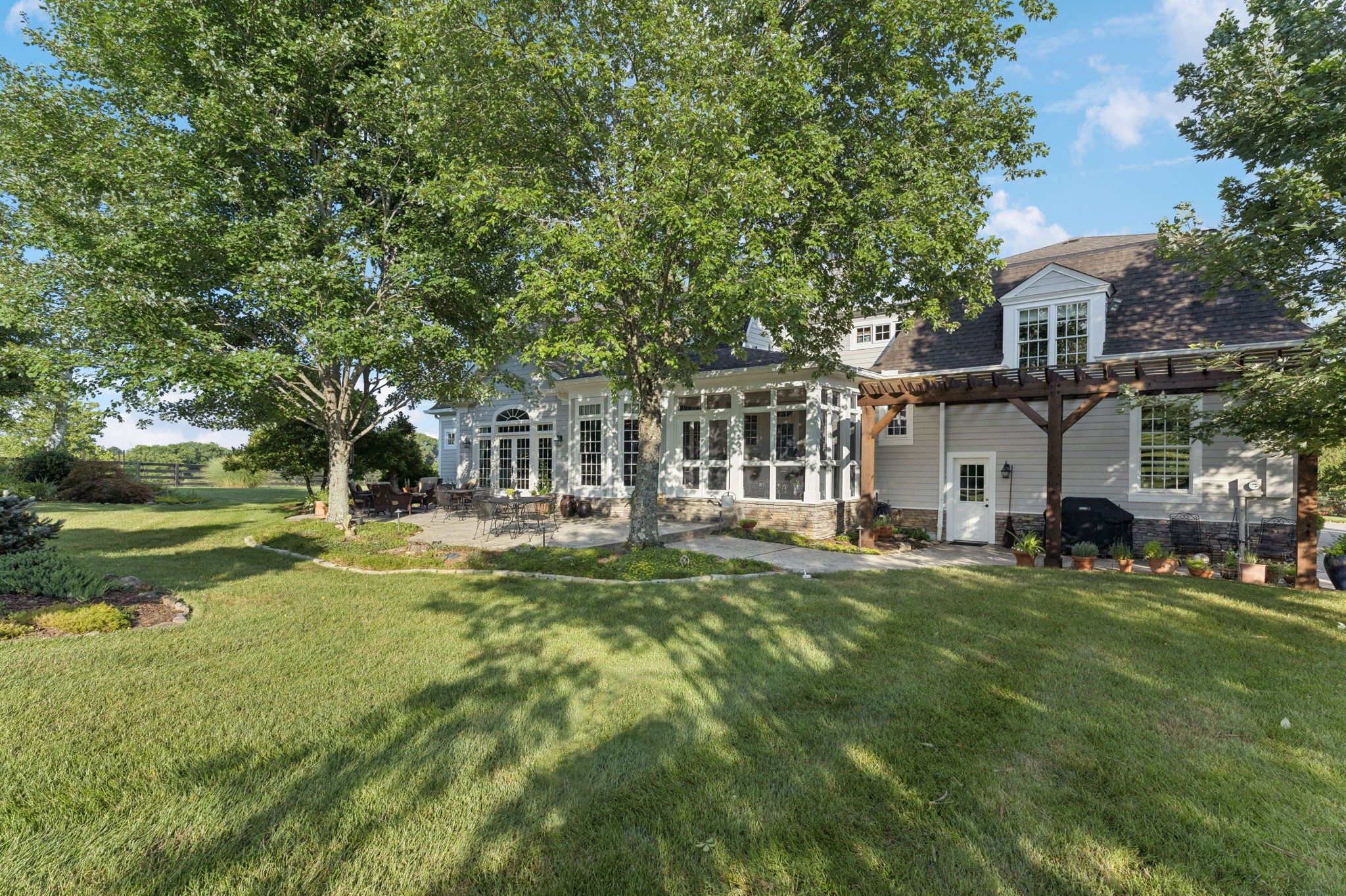 2022 Old Hillsboro Rd