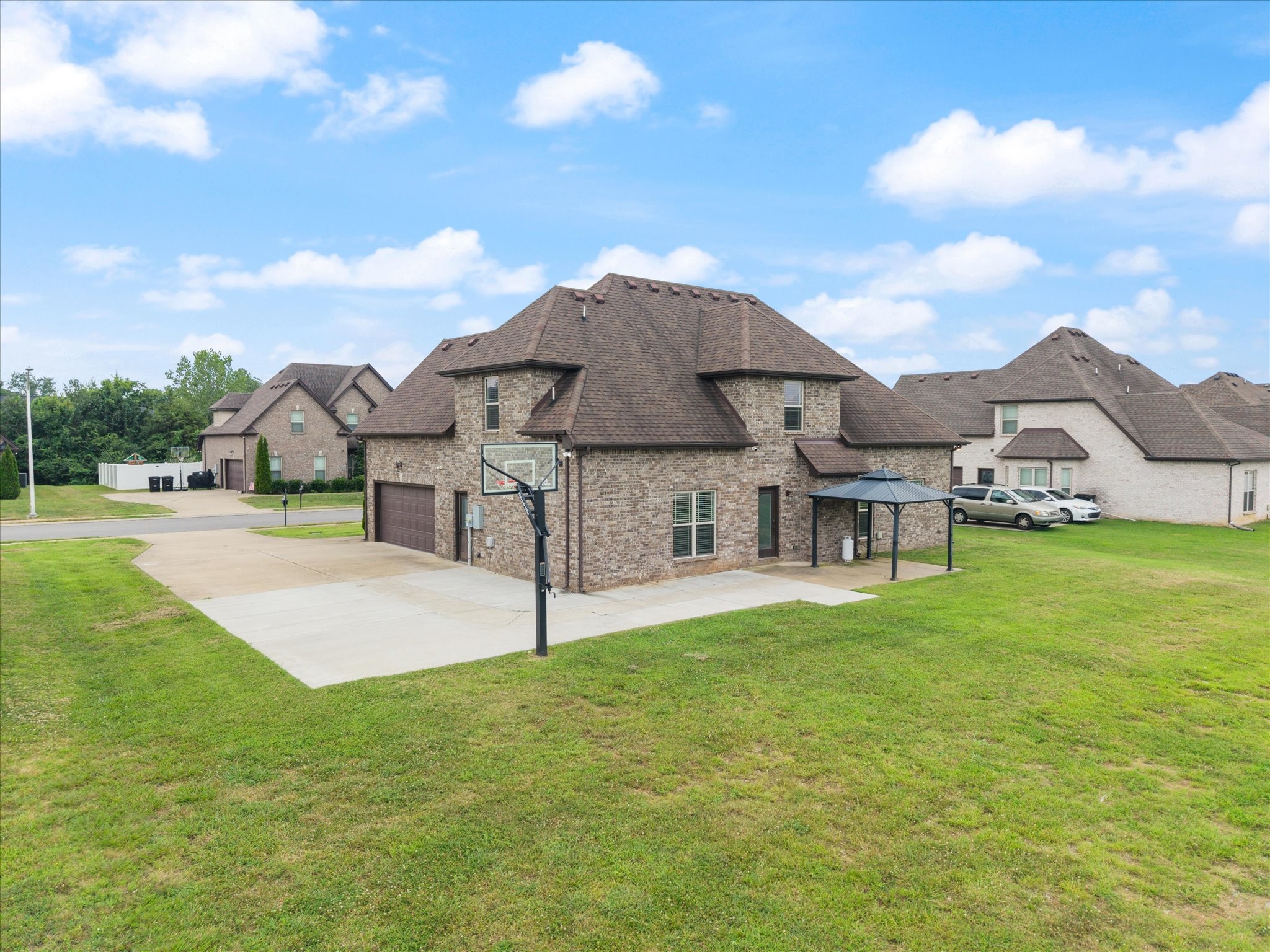 5132 Prickly Pine Pl