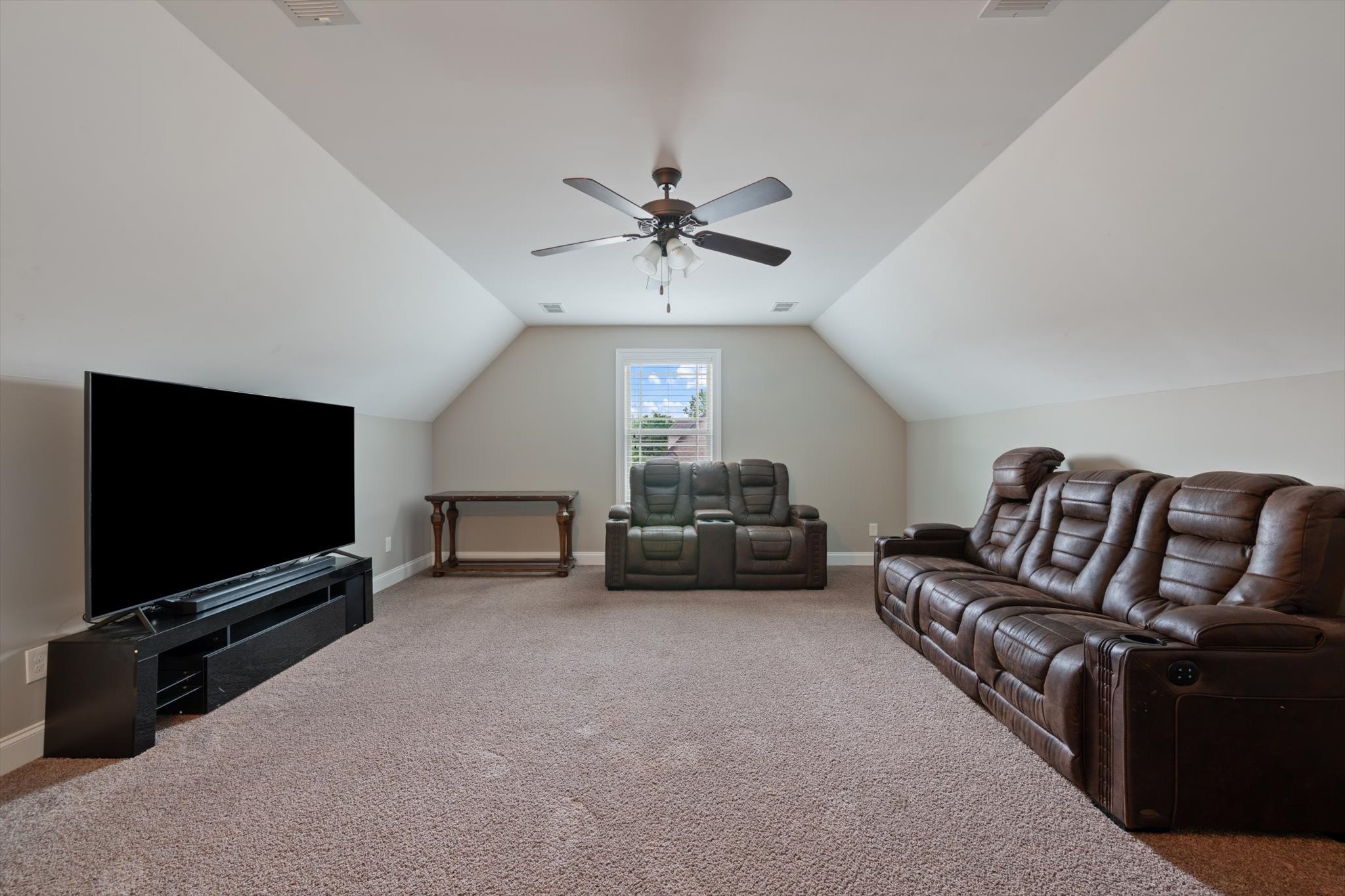 5132 Prickly Pine Pl