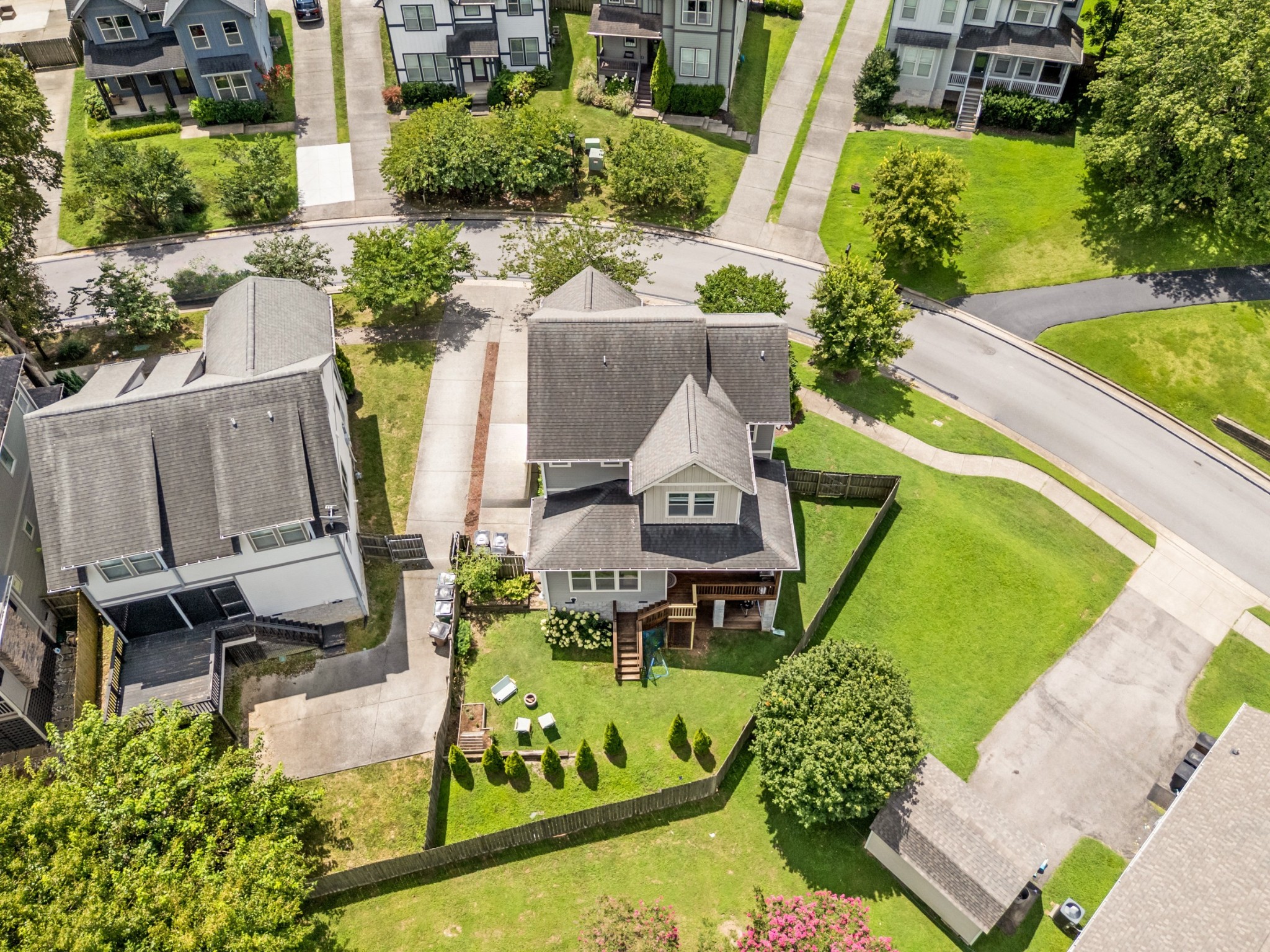 2705 Greenside Pl
