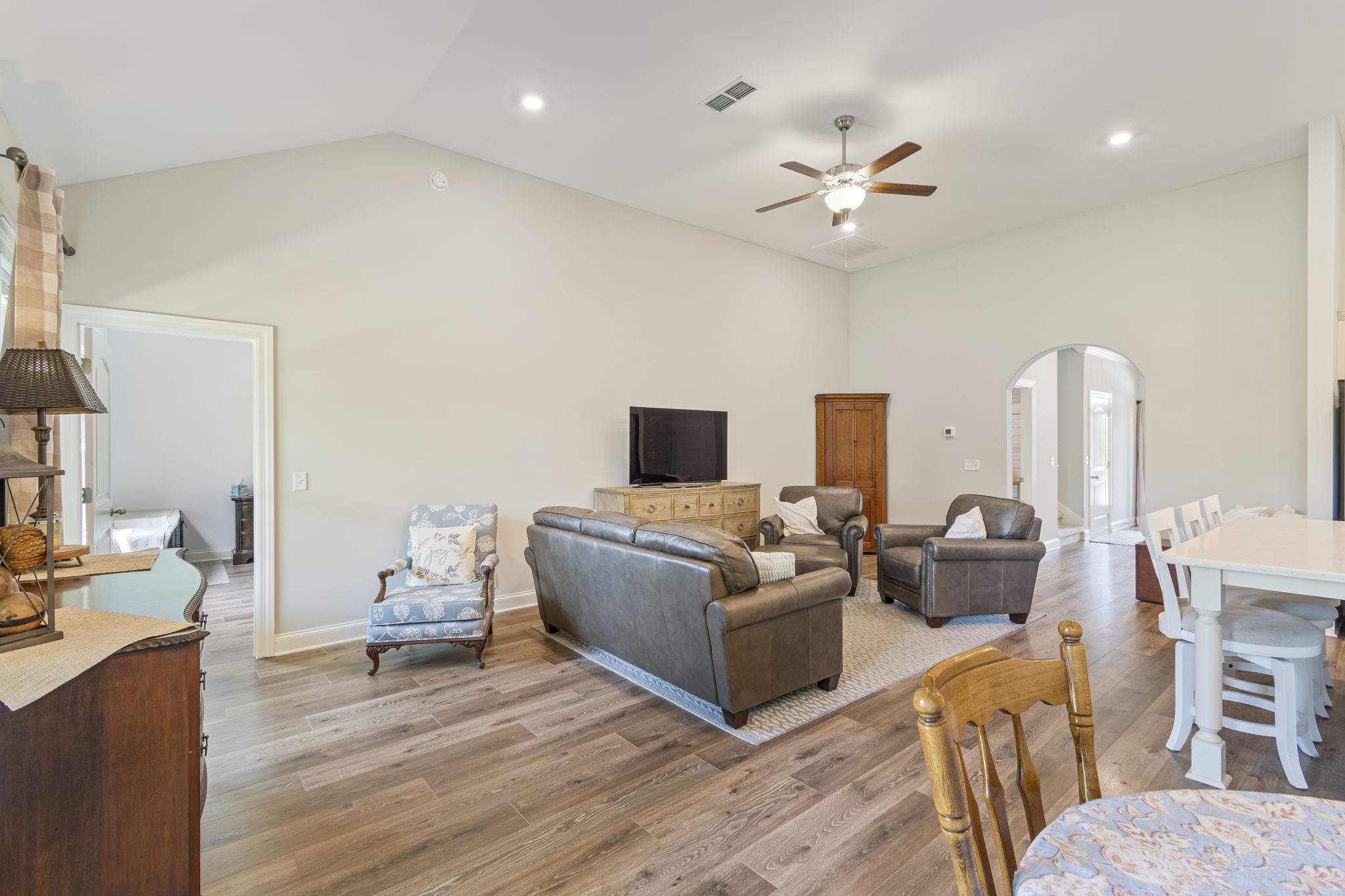 4519 Drusilla Dr