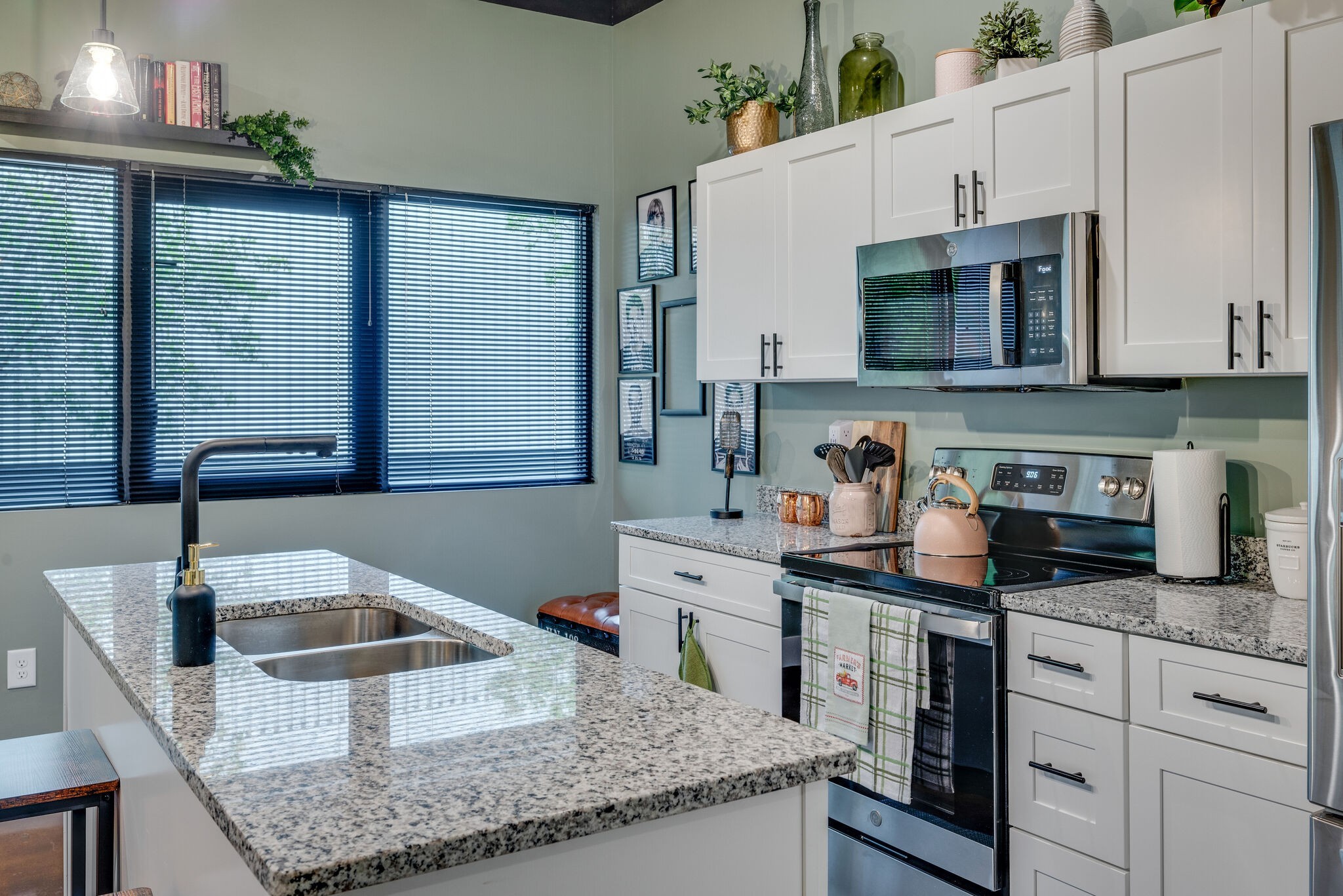 293 Plus Park Blvd Unit: 218