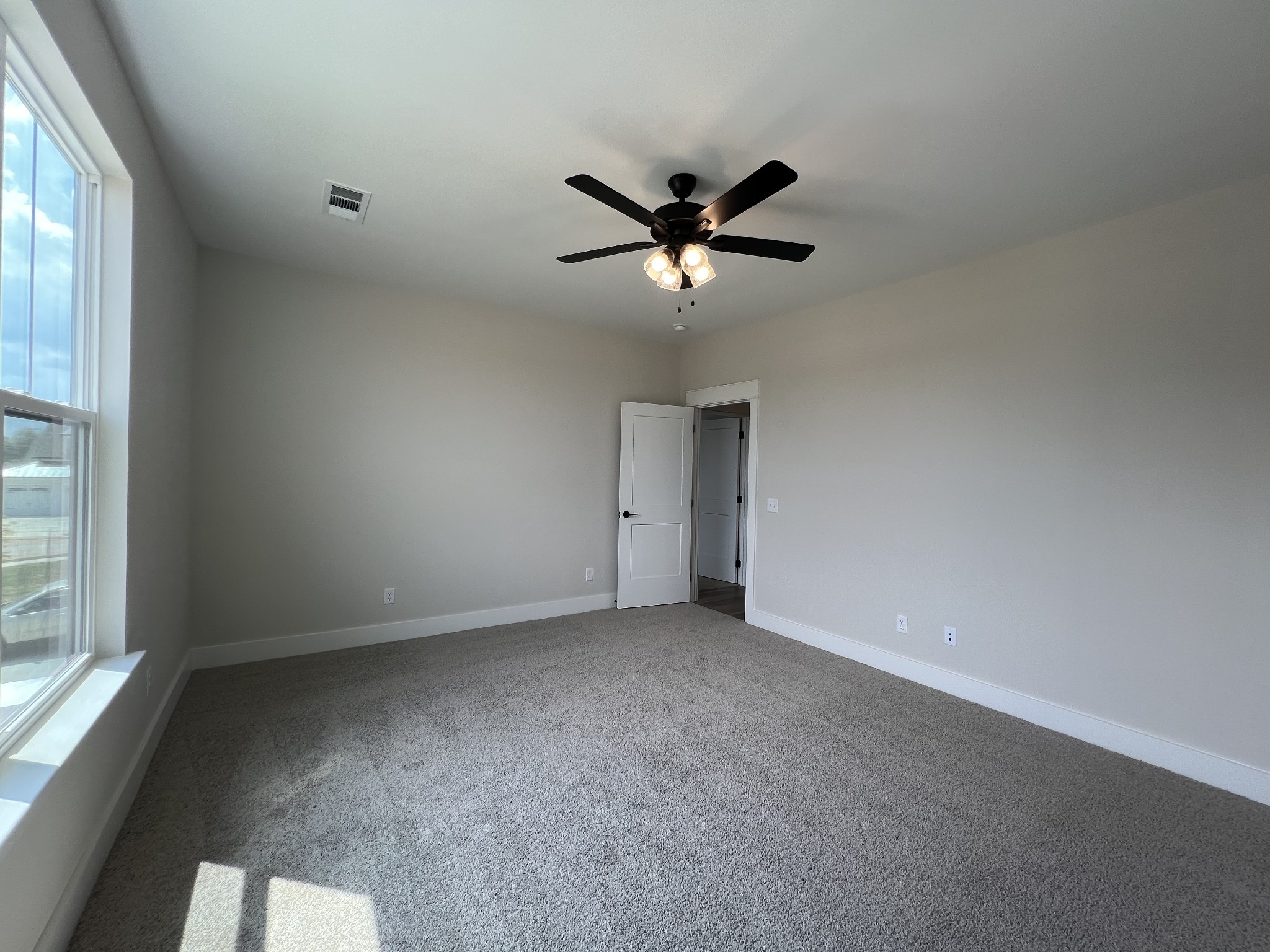 5738 Lennis Lane