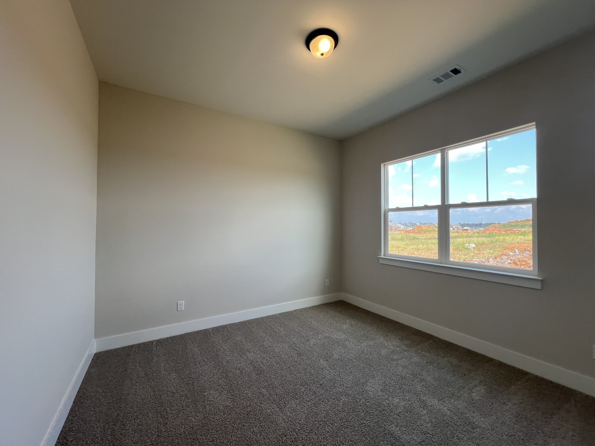 5738 Lennis Lane