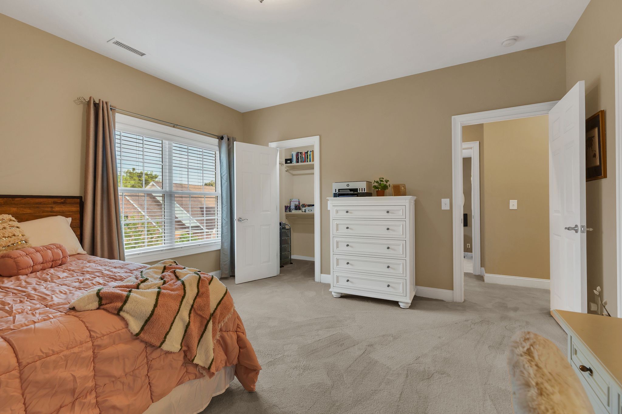 2135 Lovelace Lane