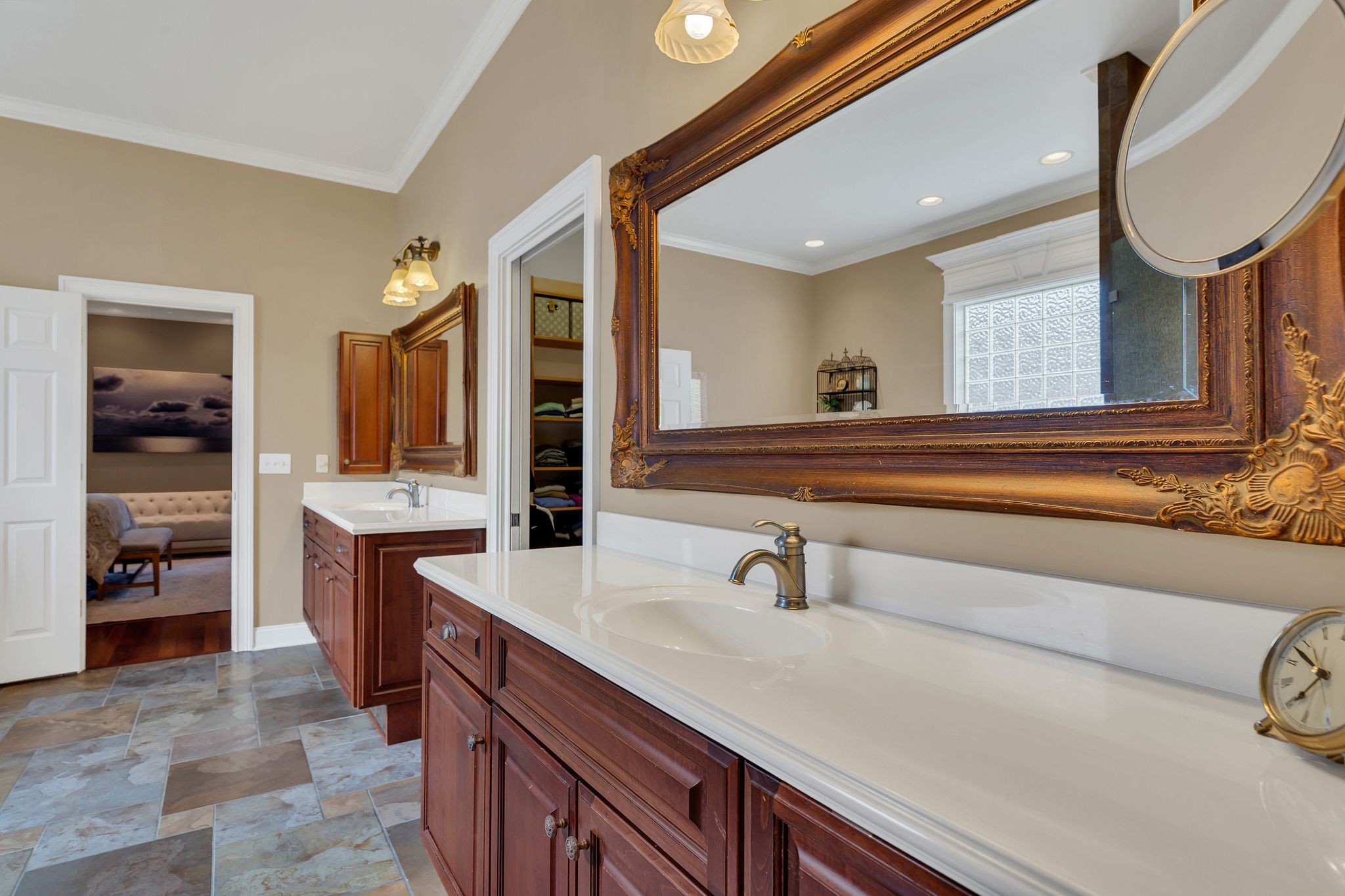 2135 Lovelace Lane