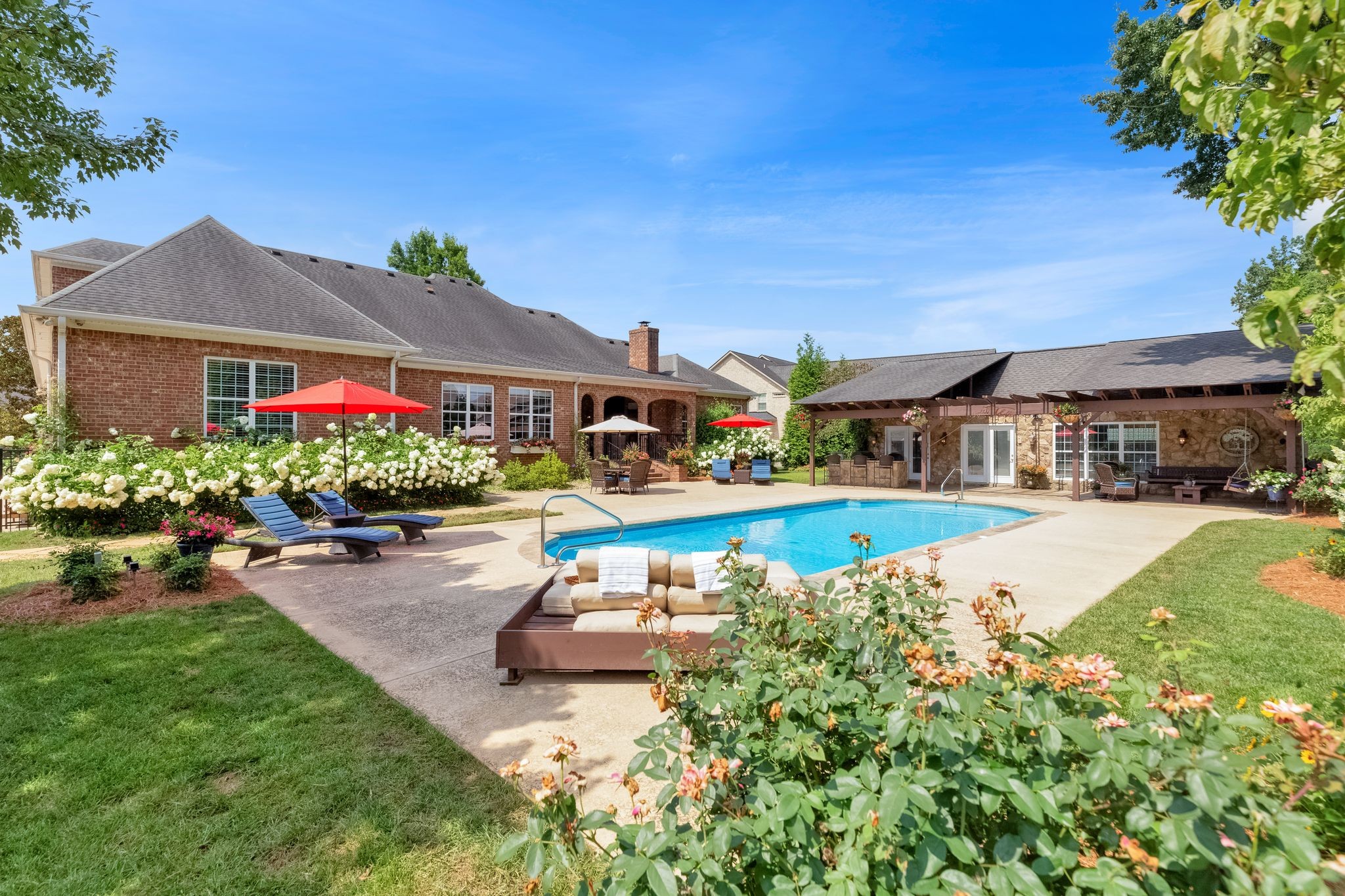 2135 Lovelace Lane