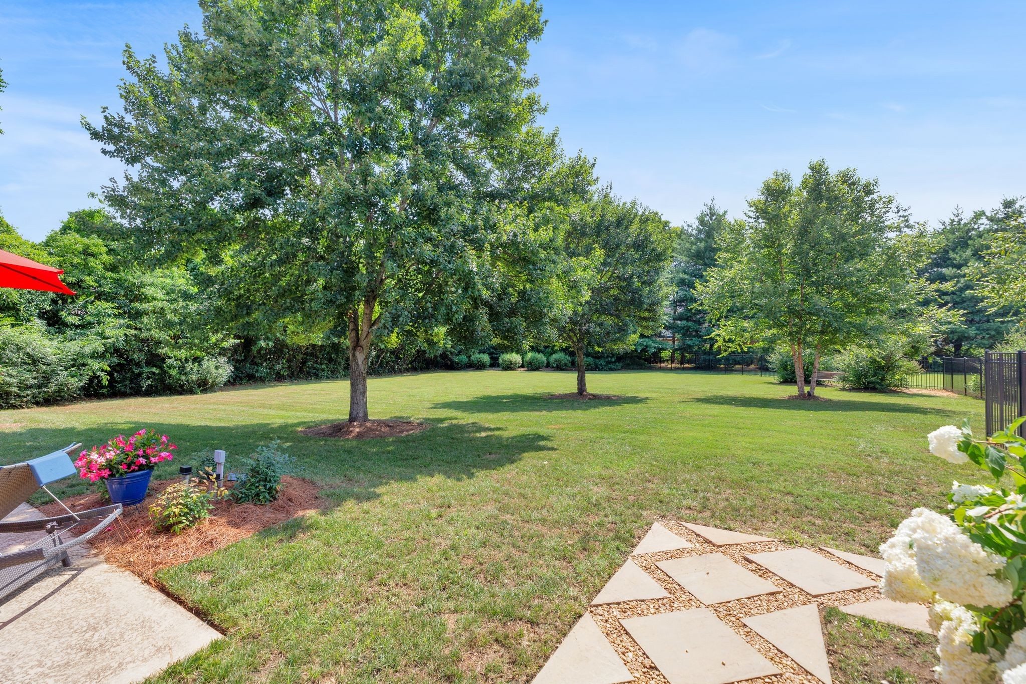 2135 Lovelace Lane
